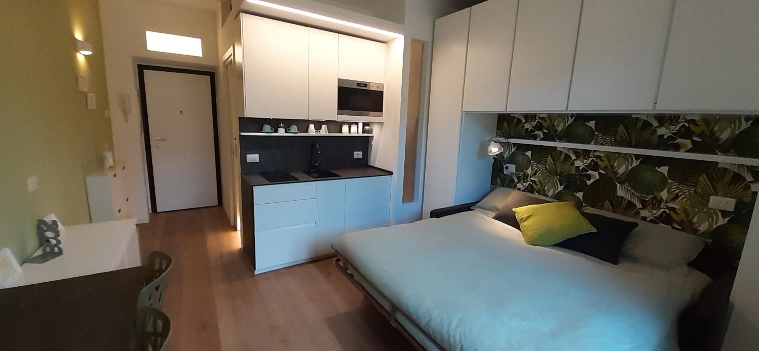 Area Milano Apartments - Tadino 17 close to Central Station