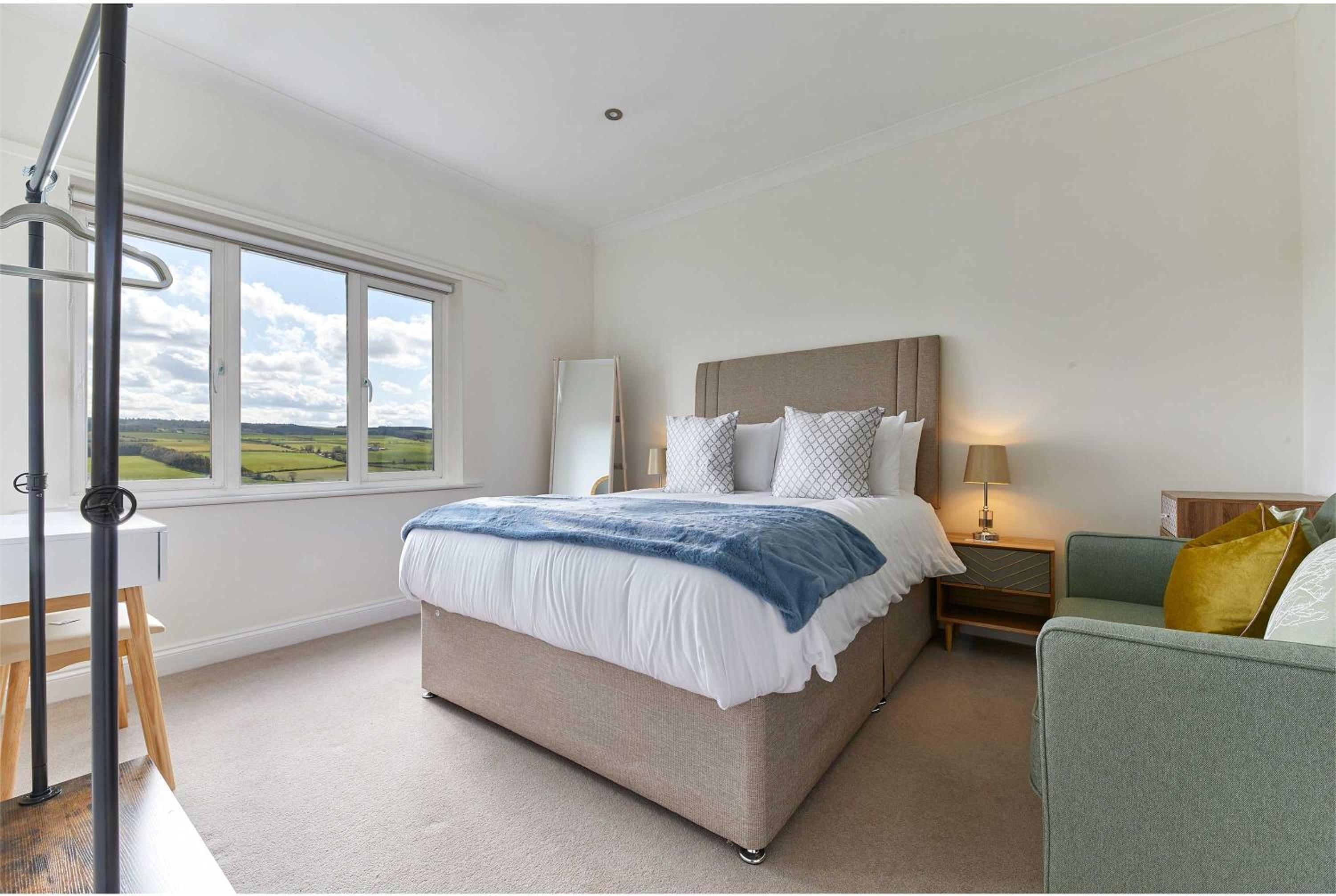 Host & Stay - Strathview view 3