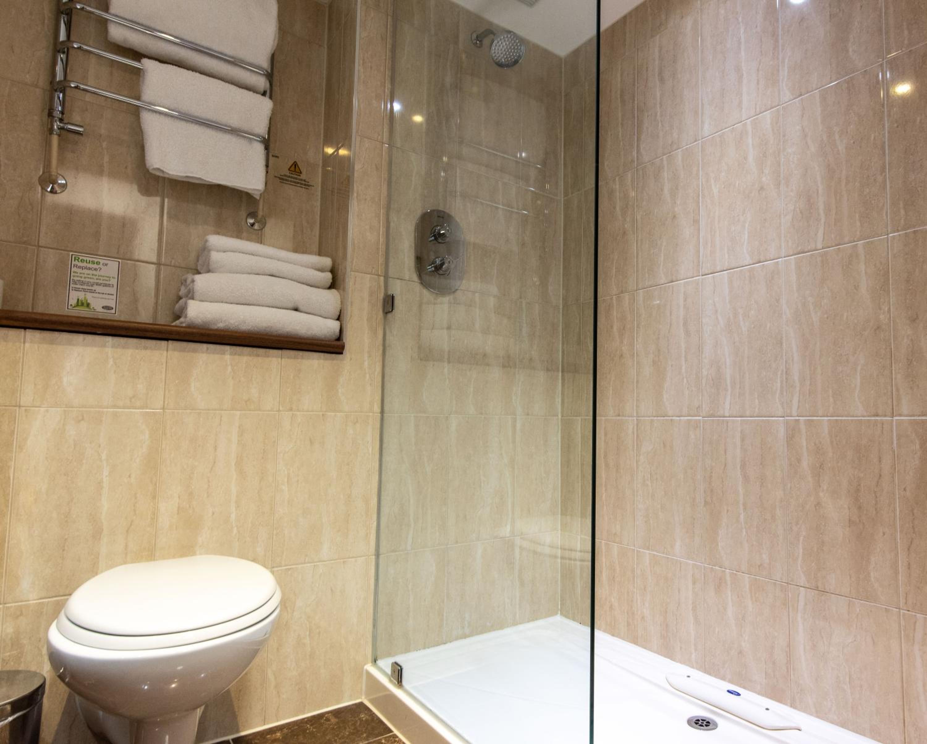 Kings Lynn Vacations - Dukes Head Hotel - Property Image 66