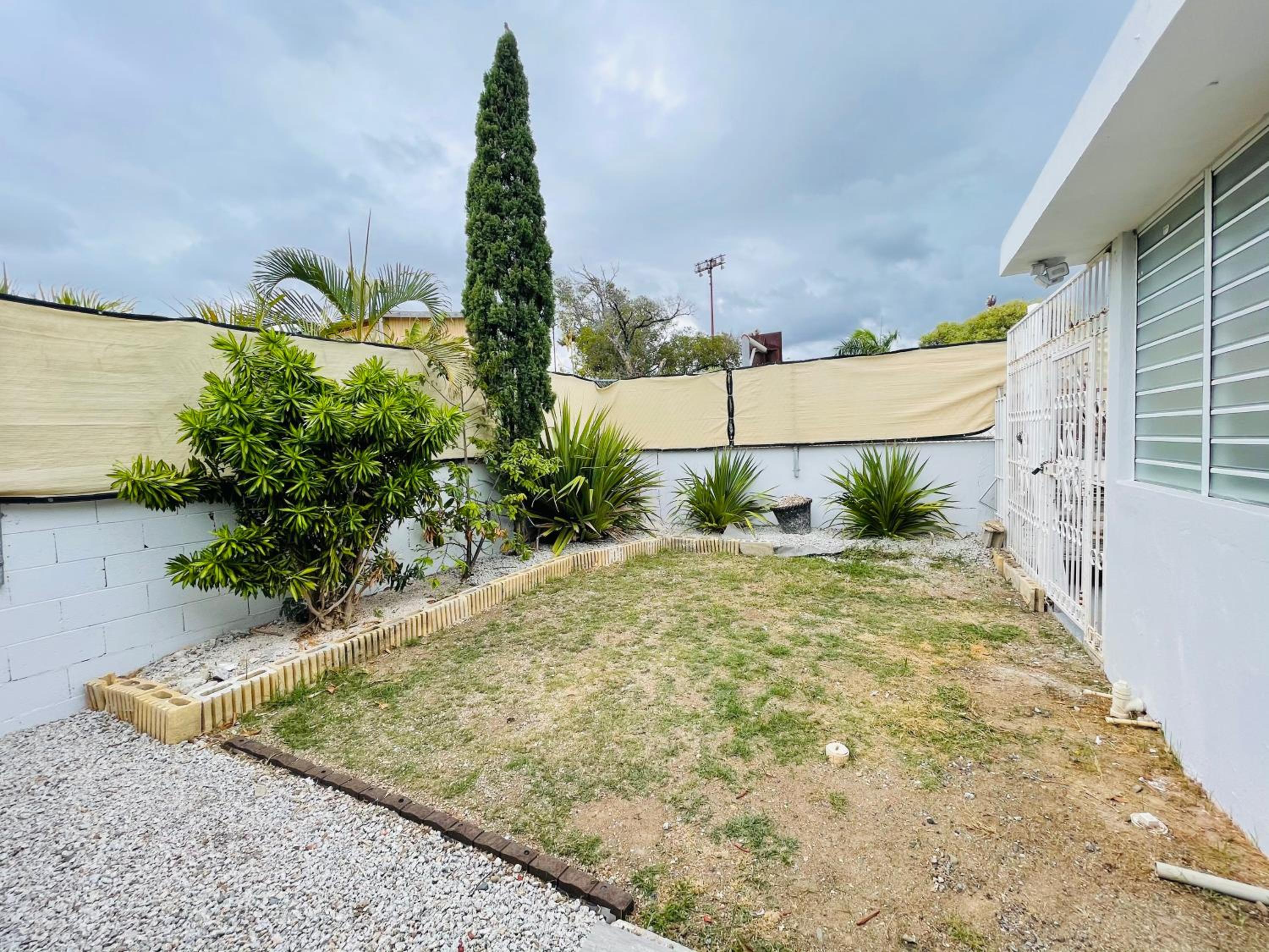 Private Patio Retreat with Zen Vibe and FREE Laundry