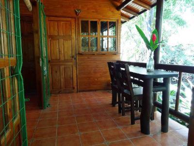 FLOR DE PARAISO BUNGALOWS