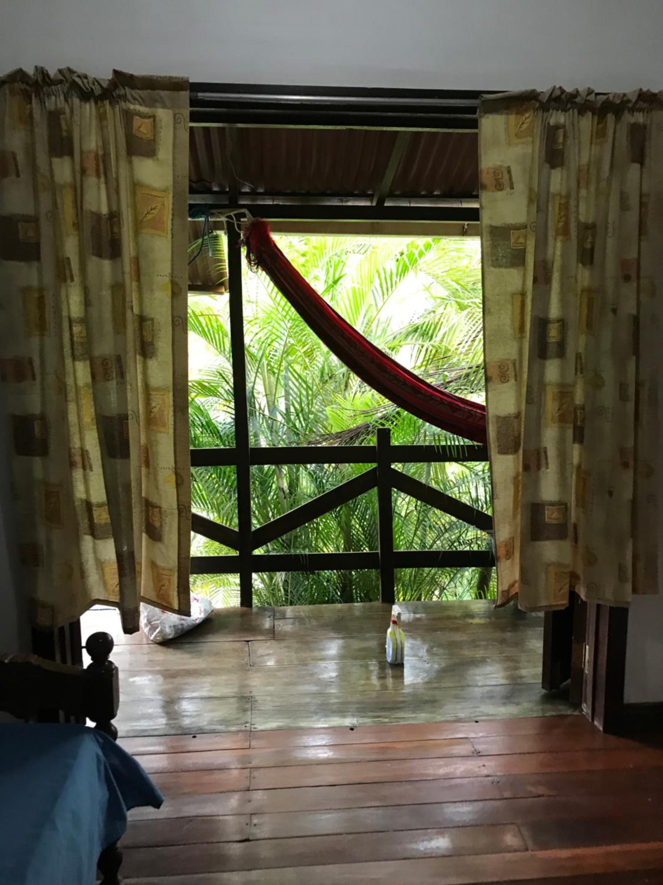 FLOR DE PARAISO BUNGALOWS
