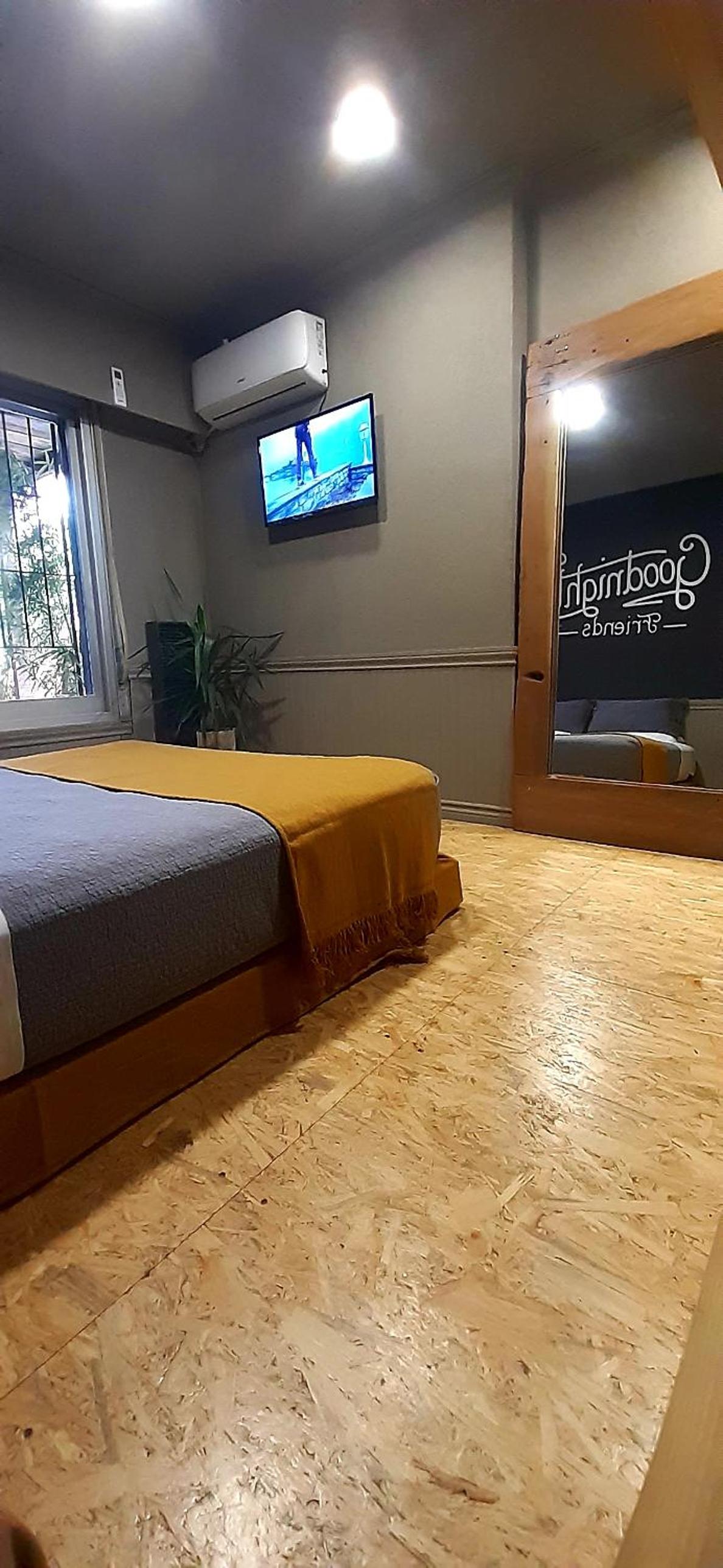 Bucanaan hostel boutique