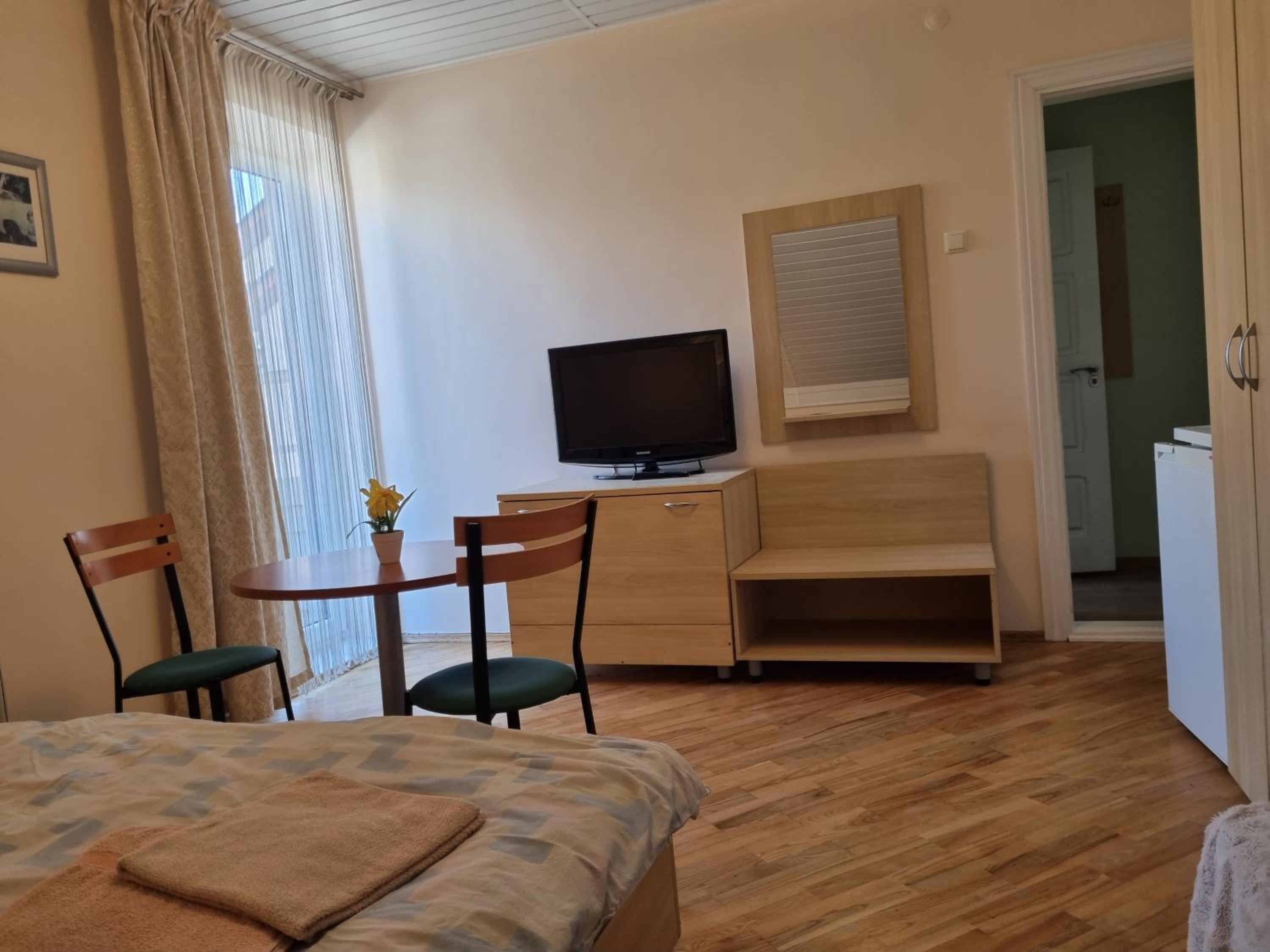 Livingpalanga Meta su balkonu
