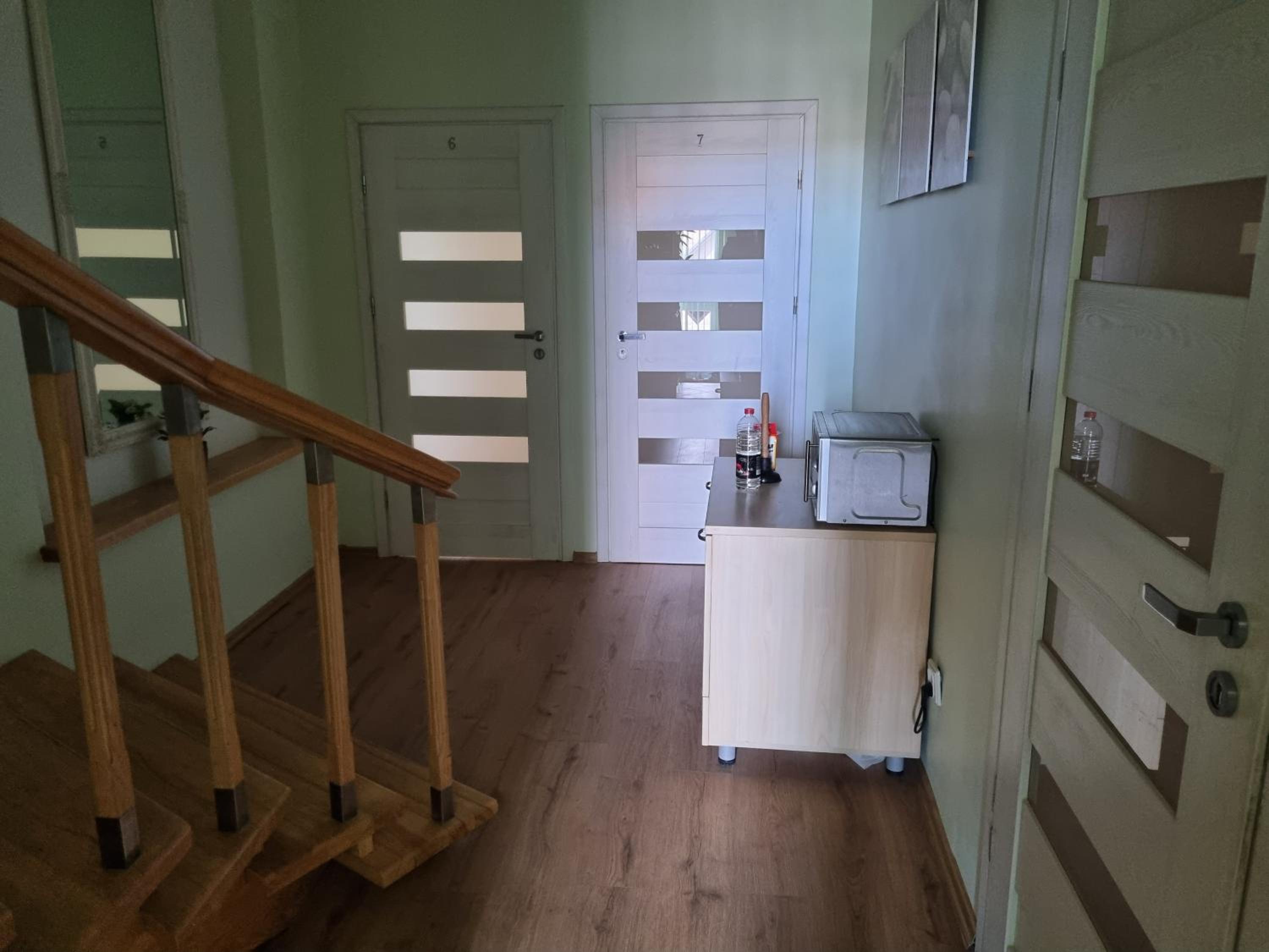 Livingpalanga Meta su balkonu