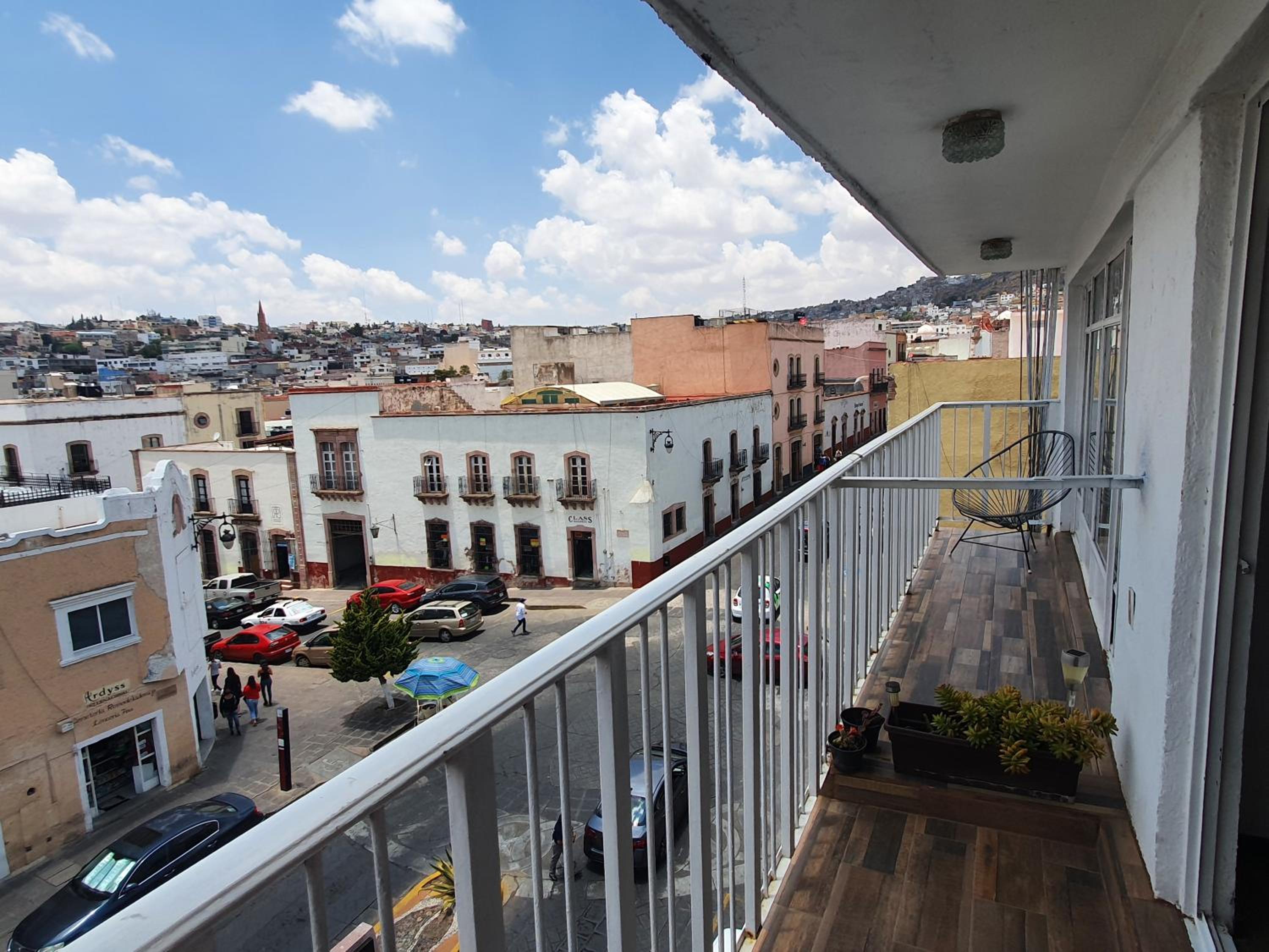 Zacatecas Vacations - depa 5 recien remodelado en planta alta - Property Image 9