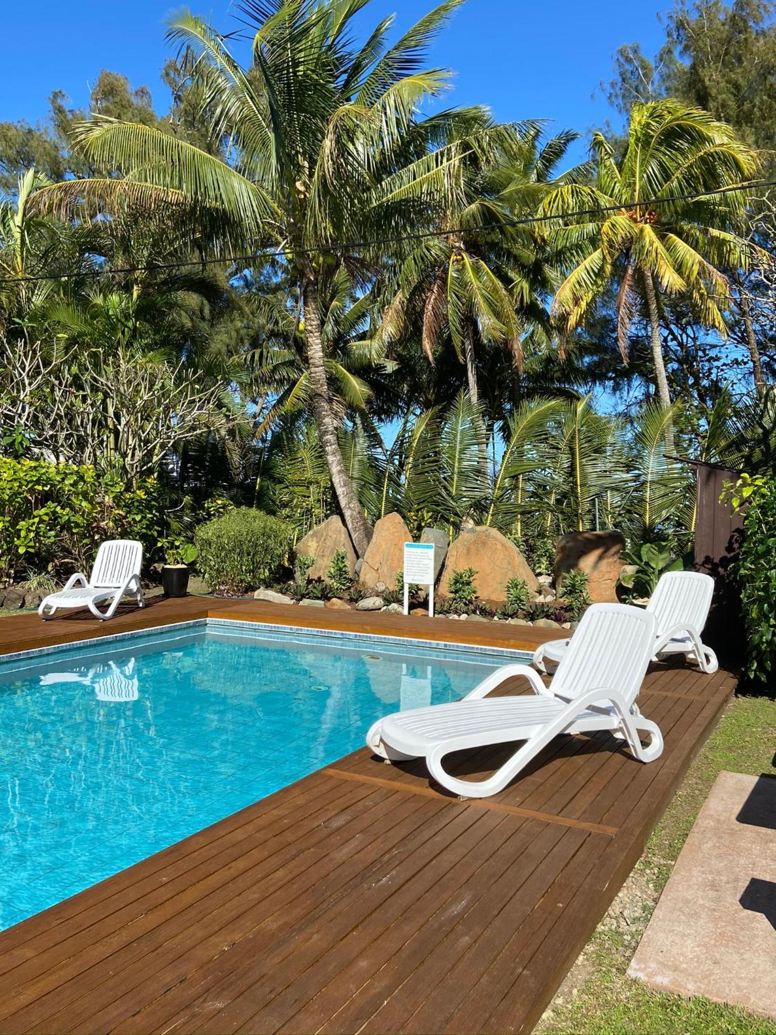 The Black Pearl Beachside Apartments