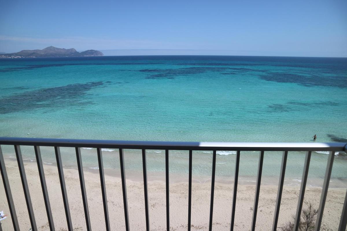 Hawaii Beach Can Picafort view 2