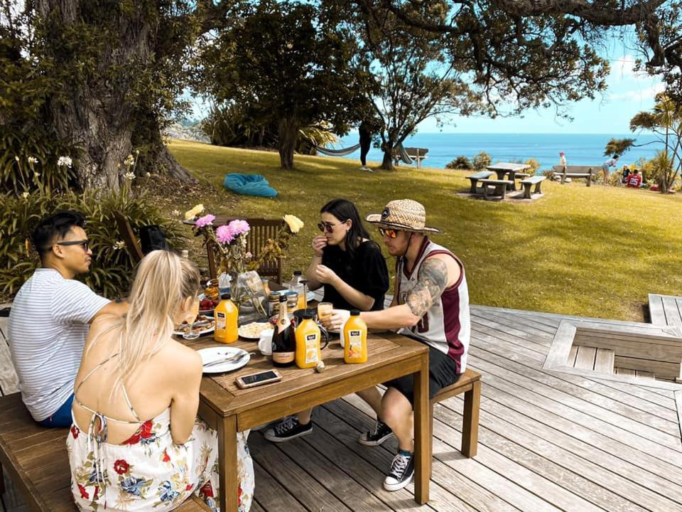 Waiheke Backpackers Hostel view 2
