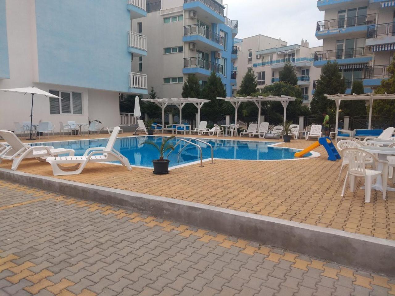 Photo 14