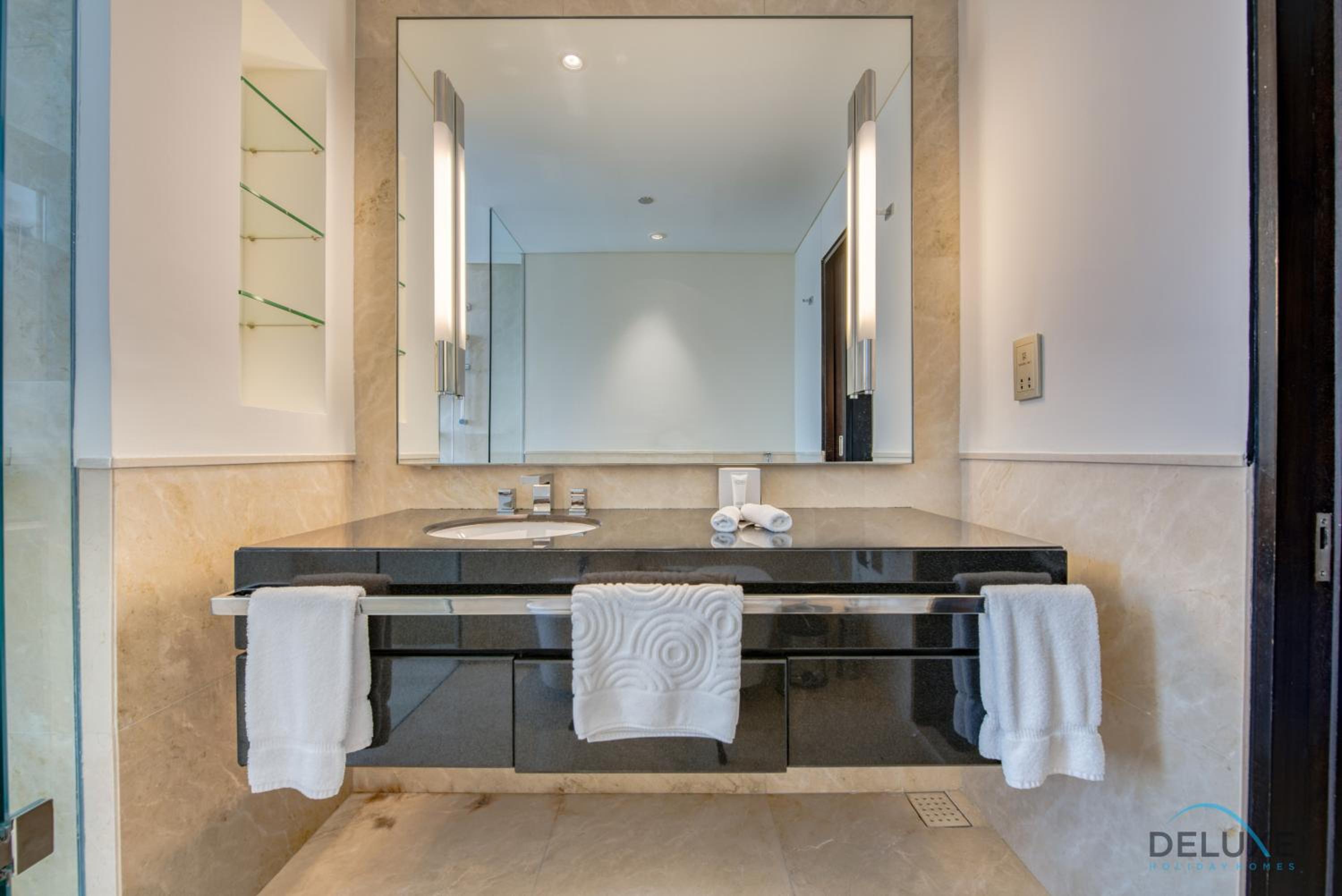 Exquisite 1BR at The Address Residences Dubai Marina by Deluxe Holiday Homes