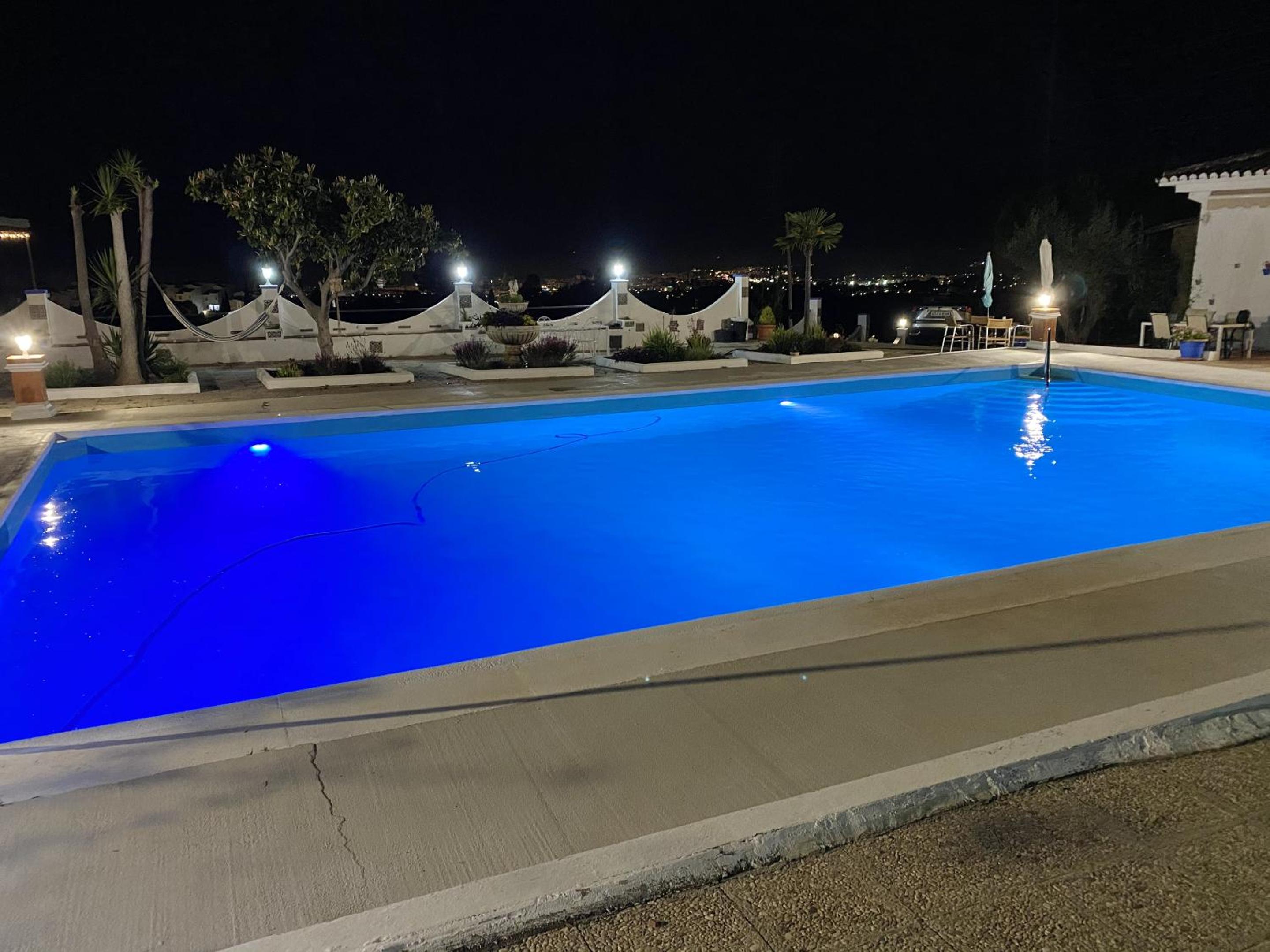 Exceptional villa in Mijas with private pool, sea view