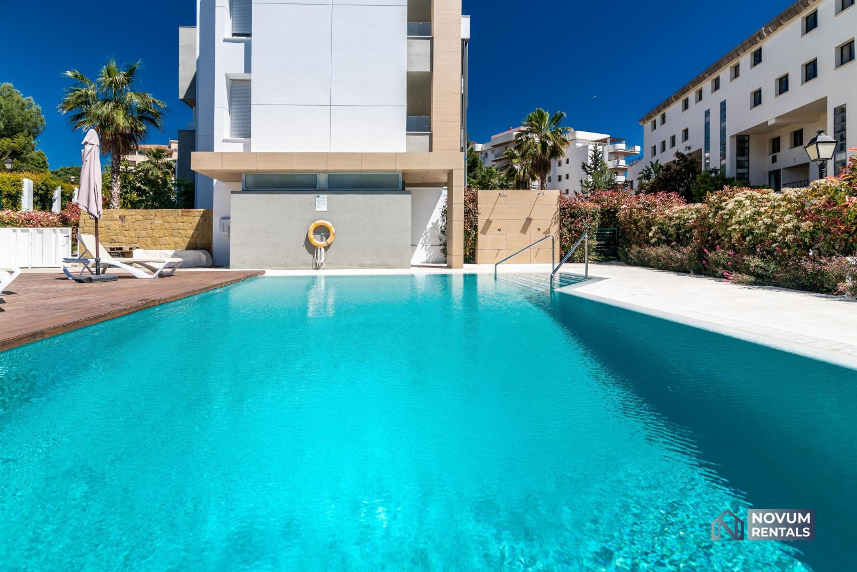 NEWLY BUILT Top Modern Penthouse in Puerto Banús view 3