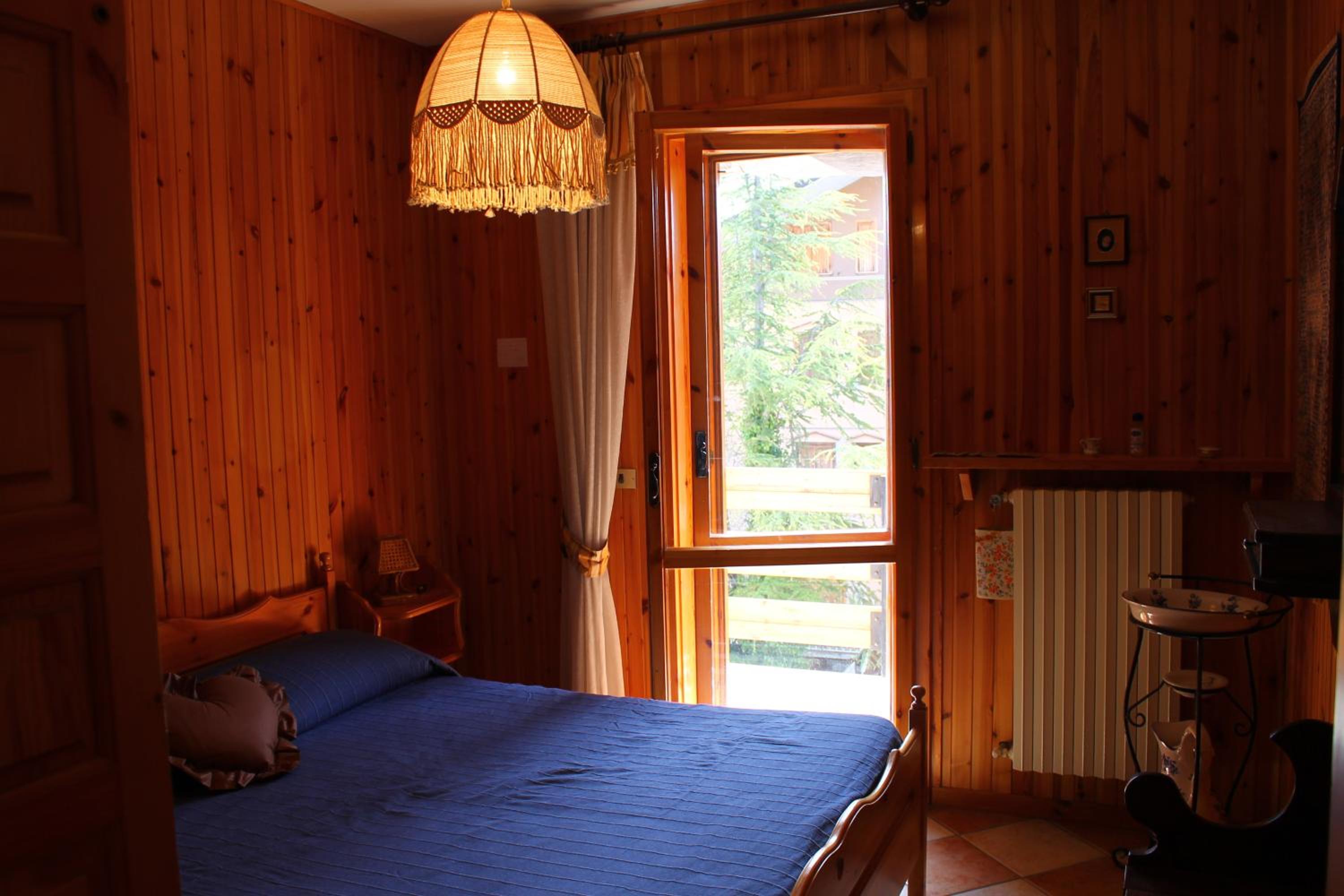 Photo 47