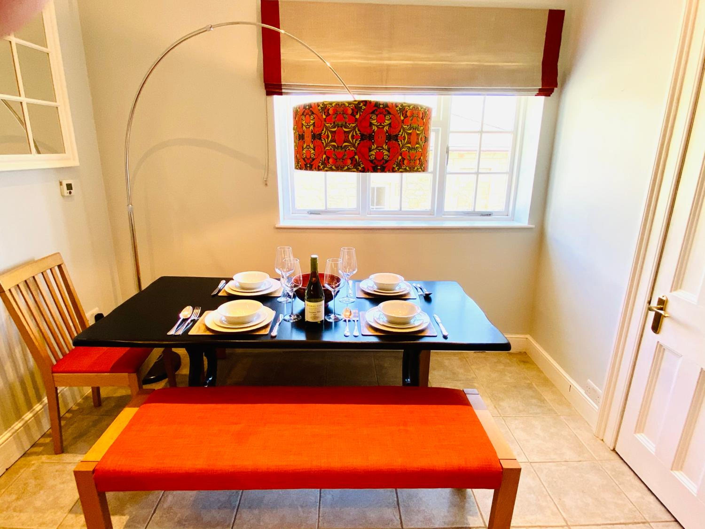 Clarendon View, Historic Apartment with Sea Views view 2
