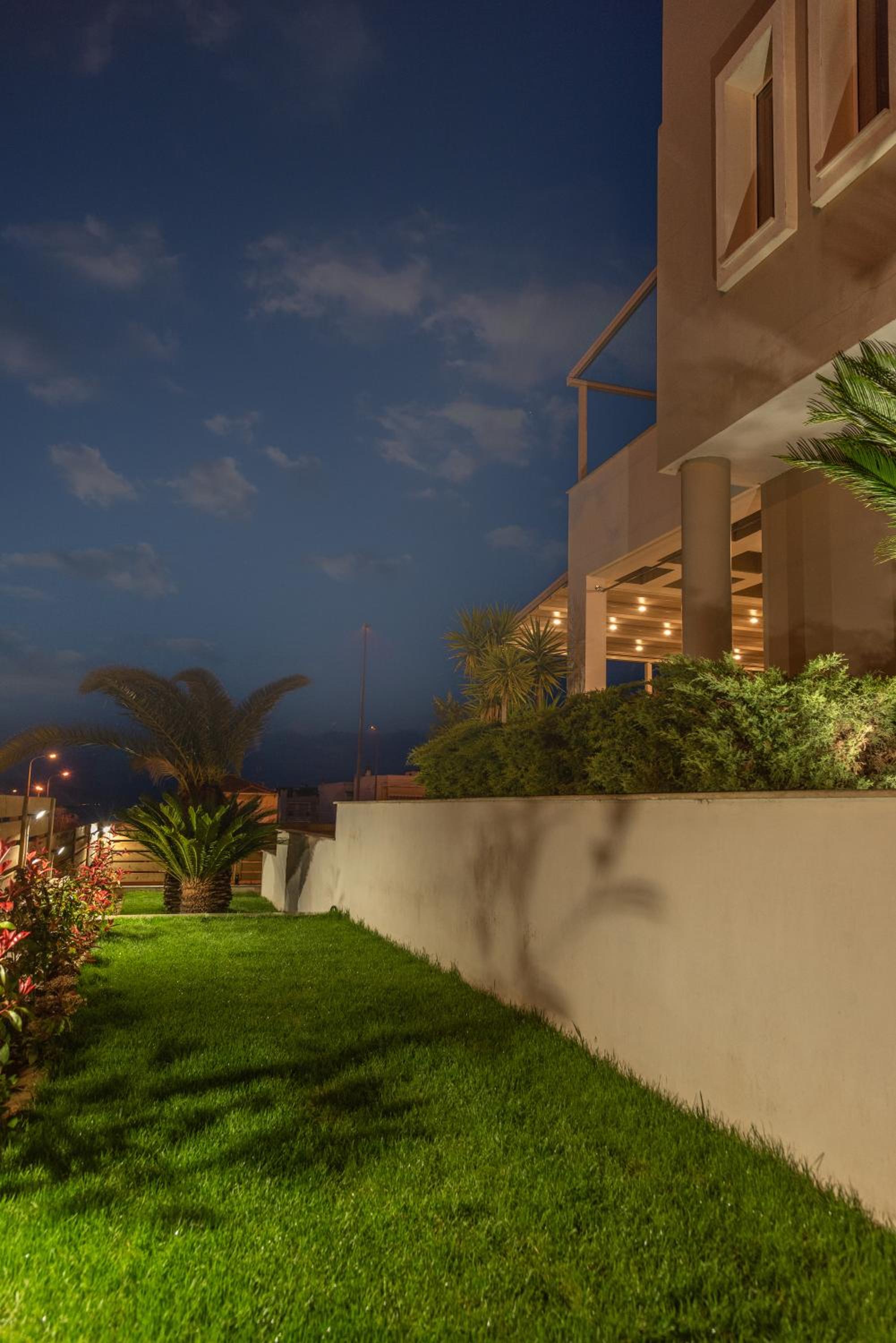 Villa Luminous view 3