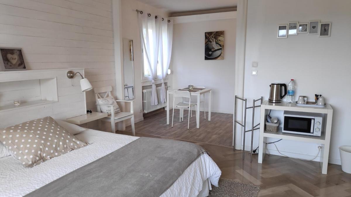 La Maison de Boyeux view 2