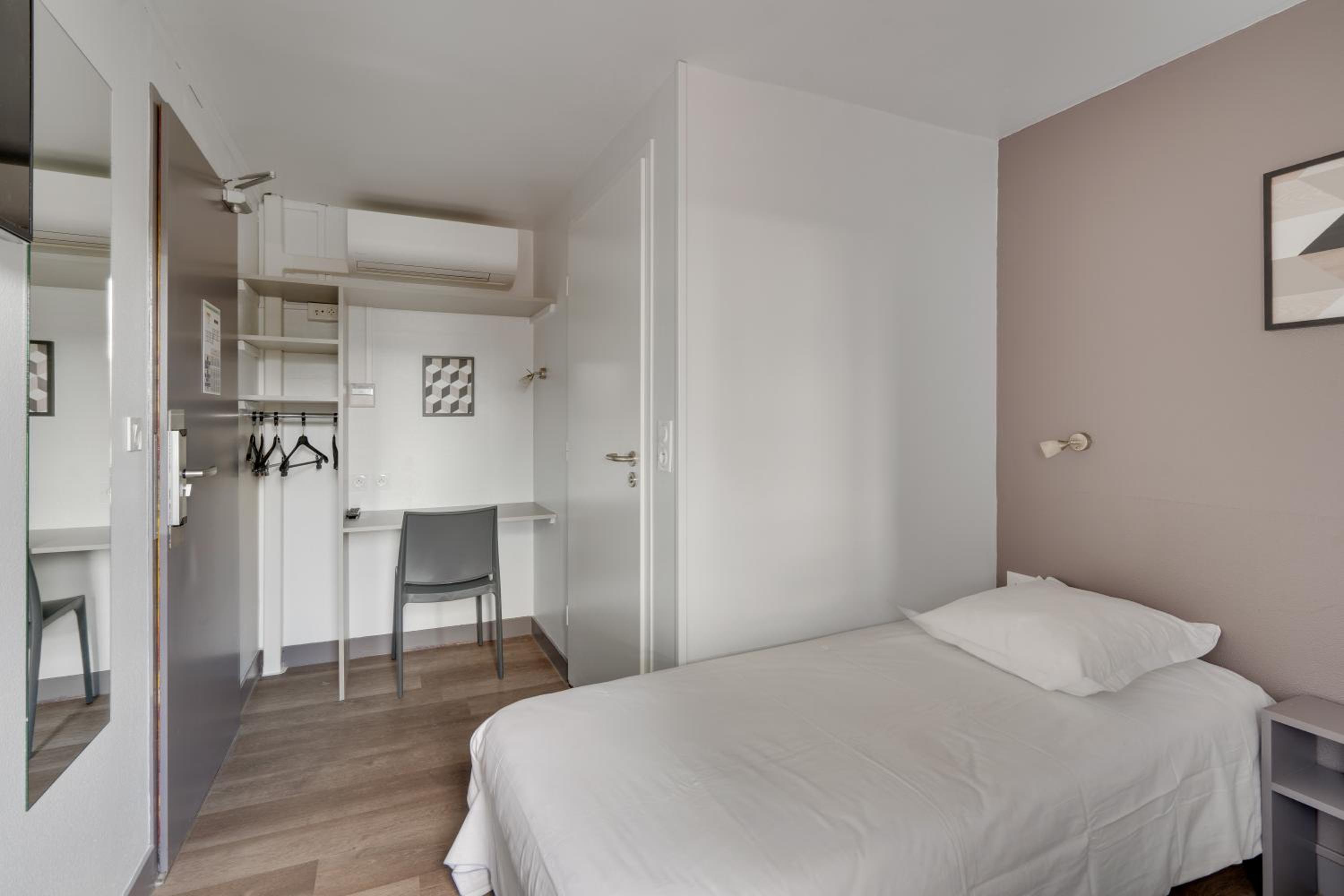 Blois Vacations - initial by balladins Blois - Property Image 1