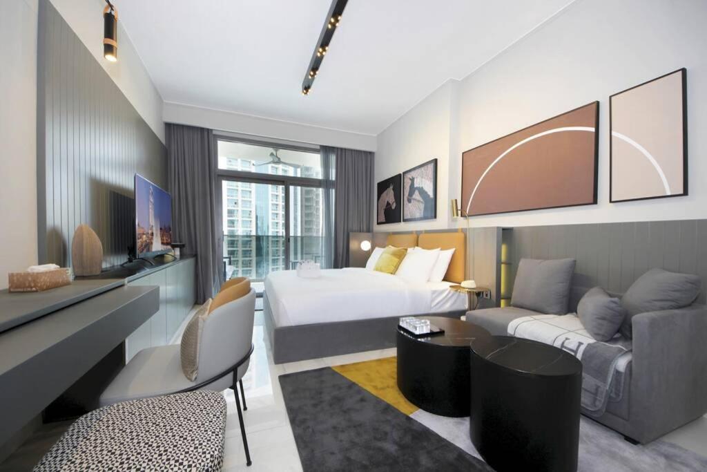 New Arabian MAG 318 Business Bay