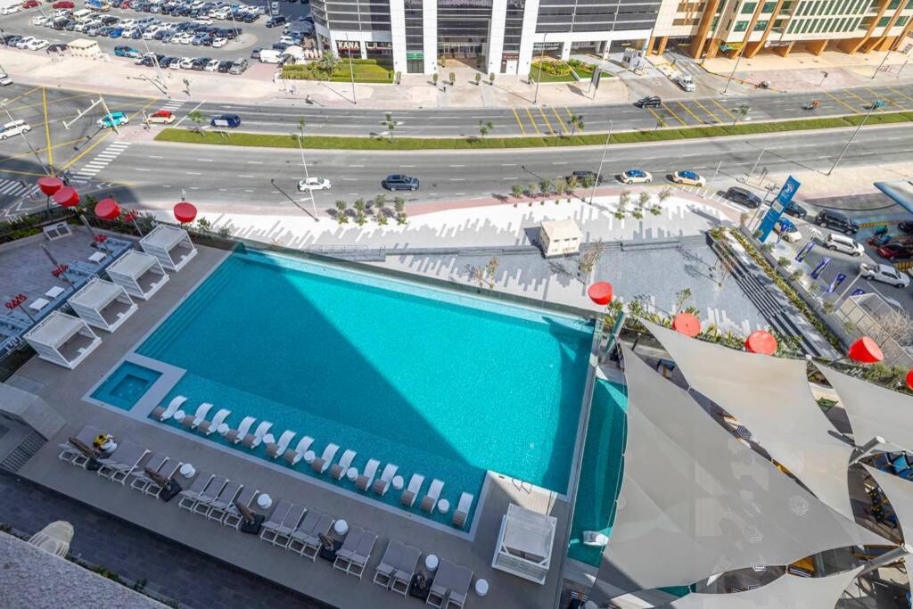 New Arabian MAG 318 Business Bay