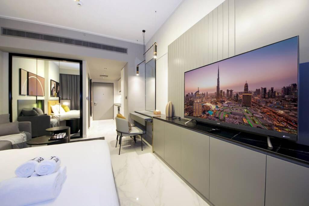 New Arabian MAG 318 Business Bay