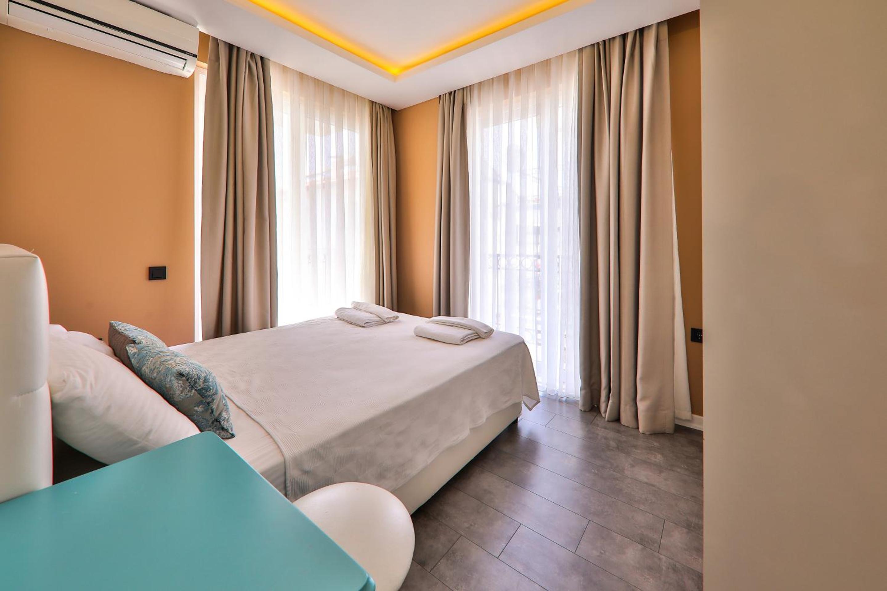 Duygu Apart - Image 47