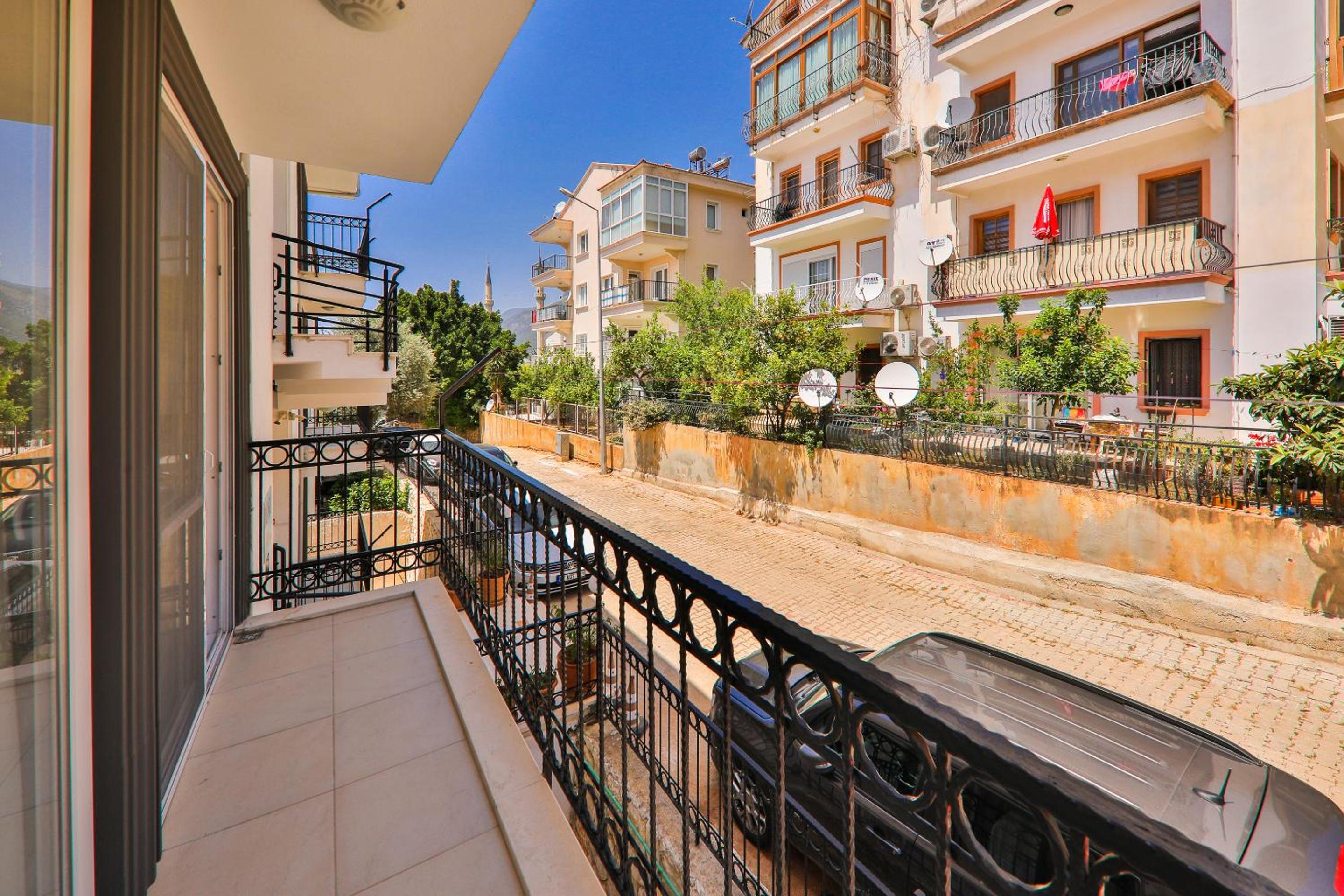 Duygu Apart - Image 7