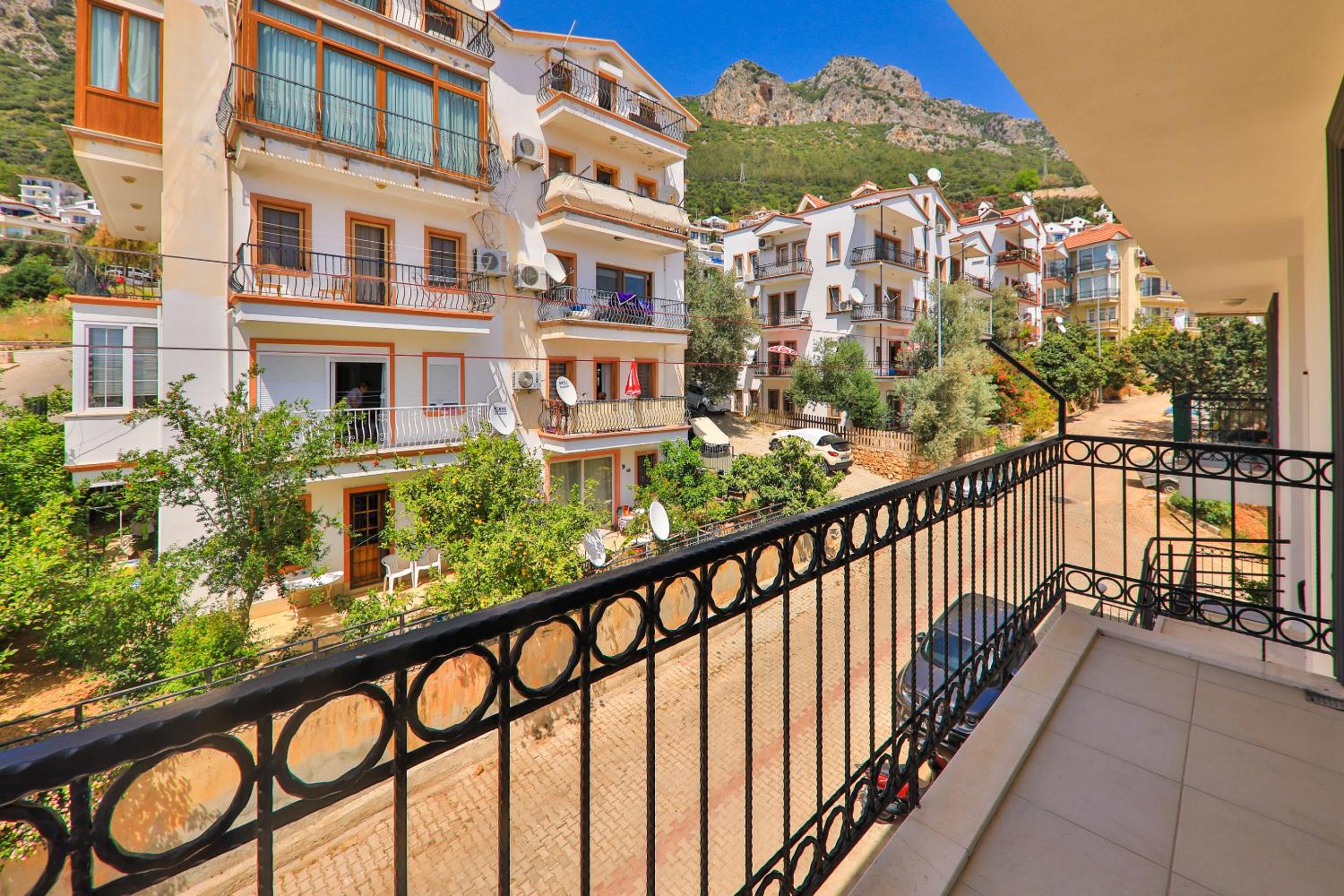 Duygu Apart - Image 31