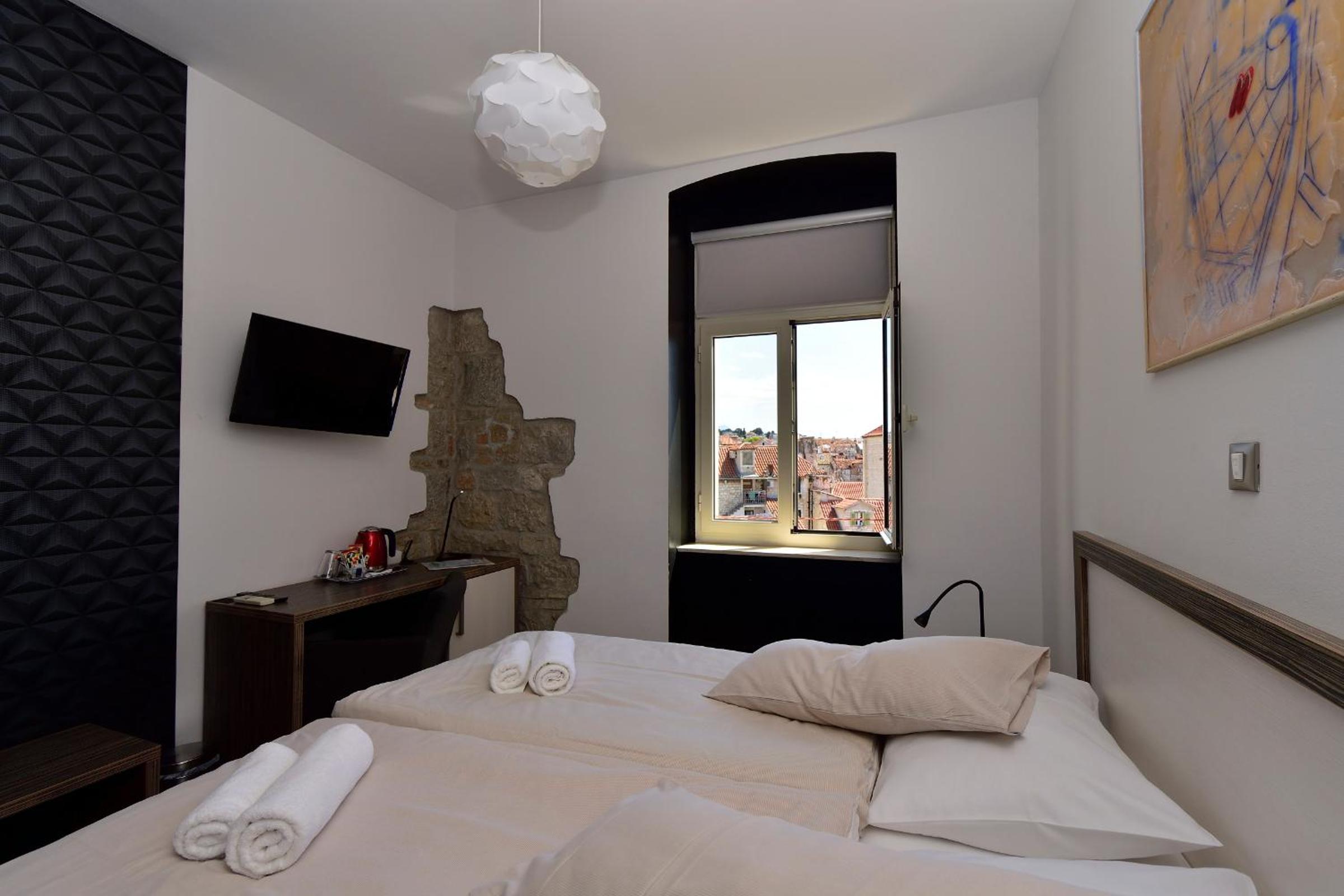 Marmontova Luxury Rooms — photo 27