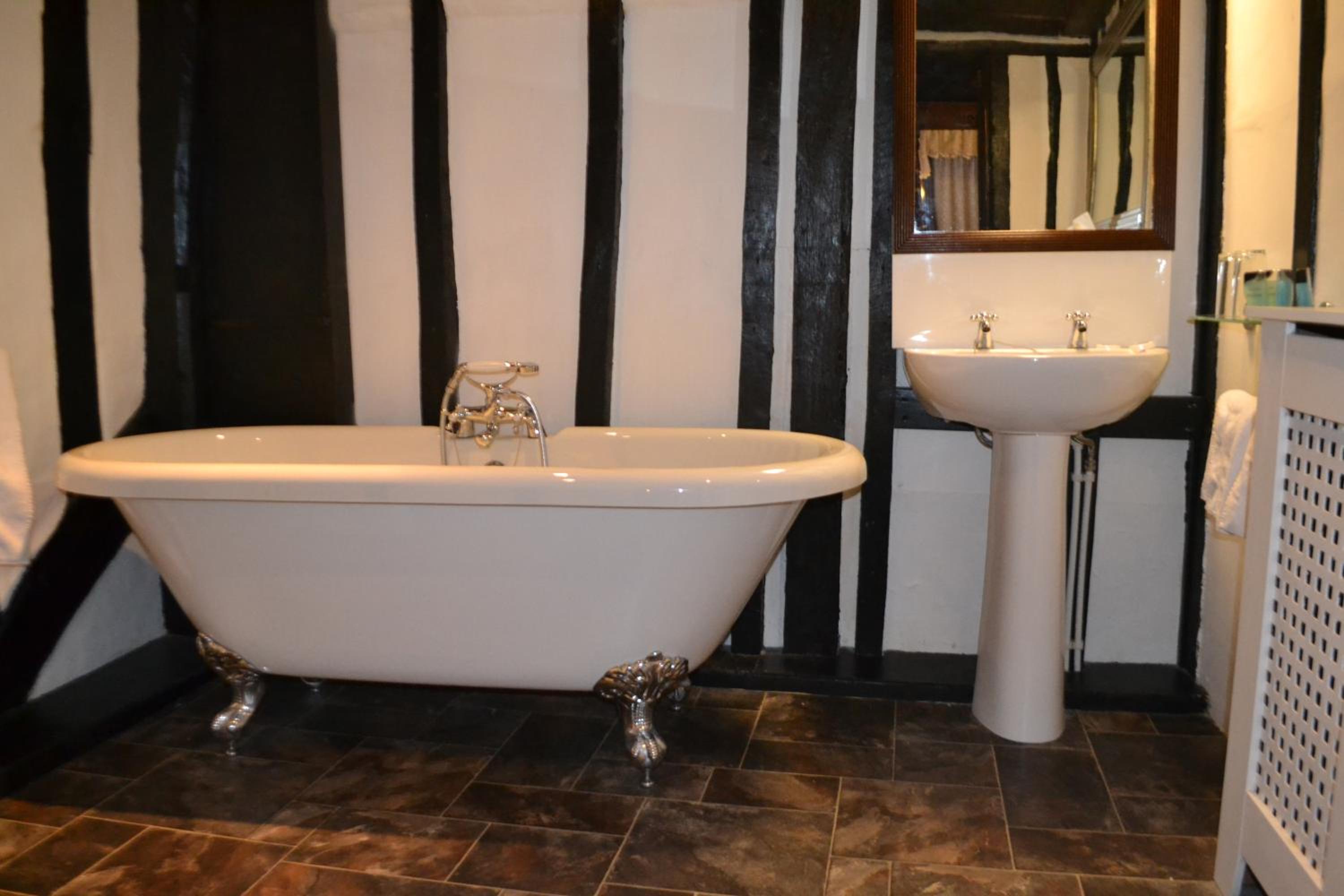 The Mermaid Inn 85