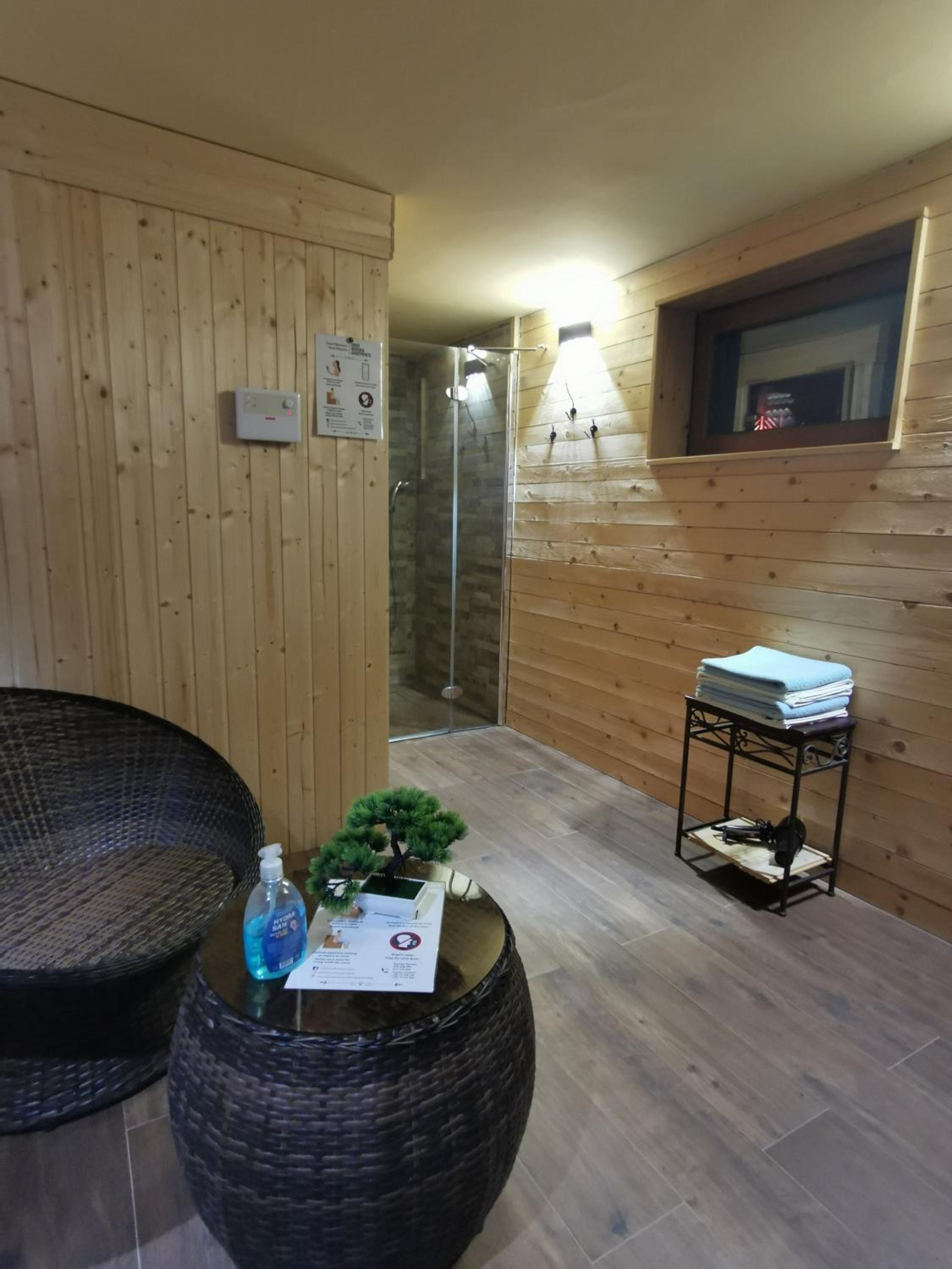 Sindy Wooden Apartments view 4