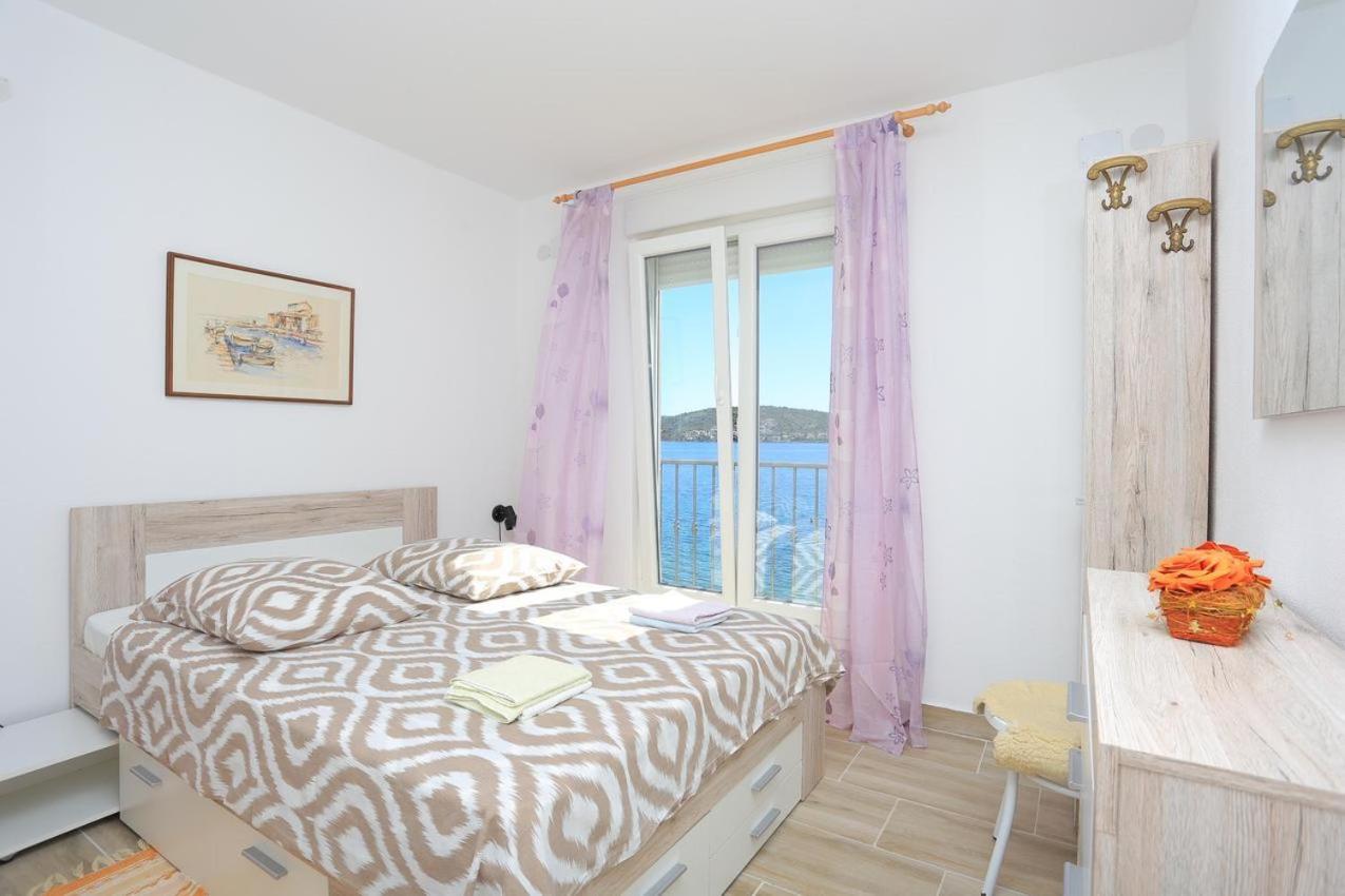 Apartments Delfin view 2