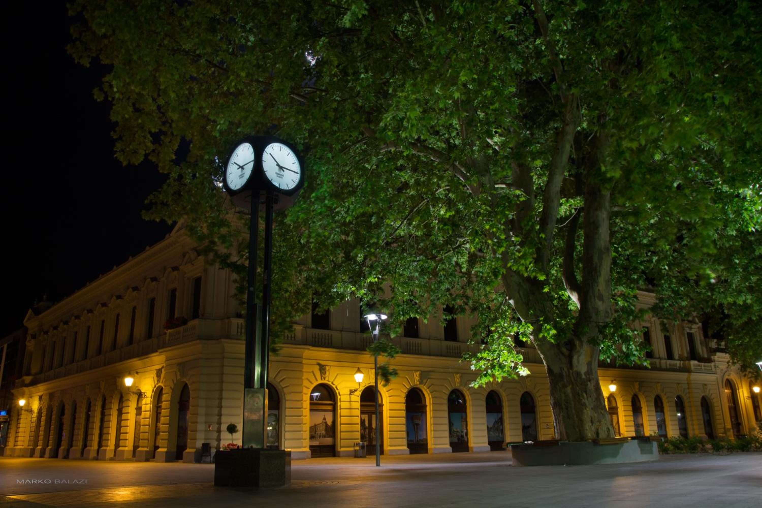 Hotel Accommodation Zara - Image 1