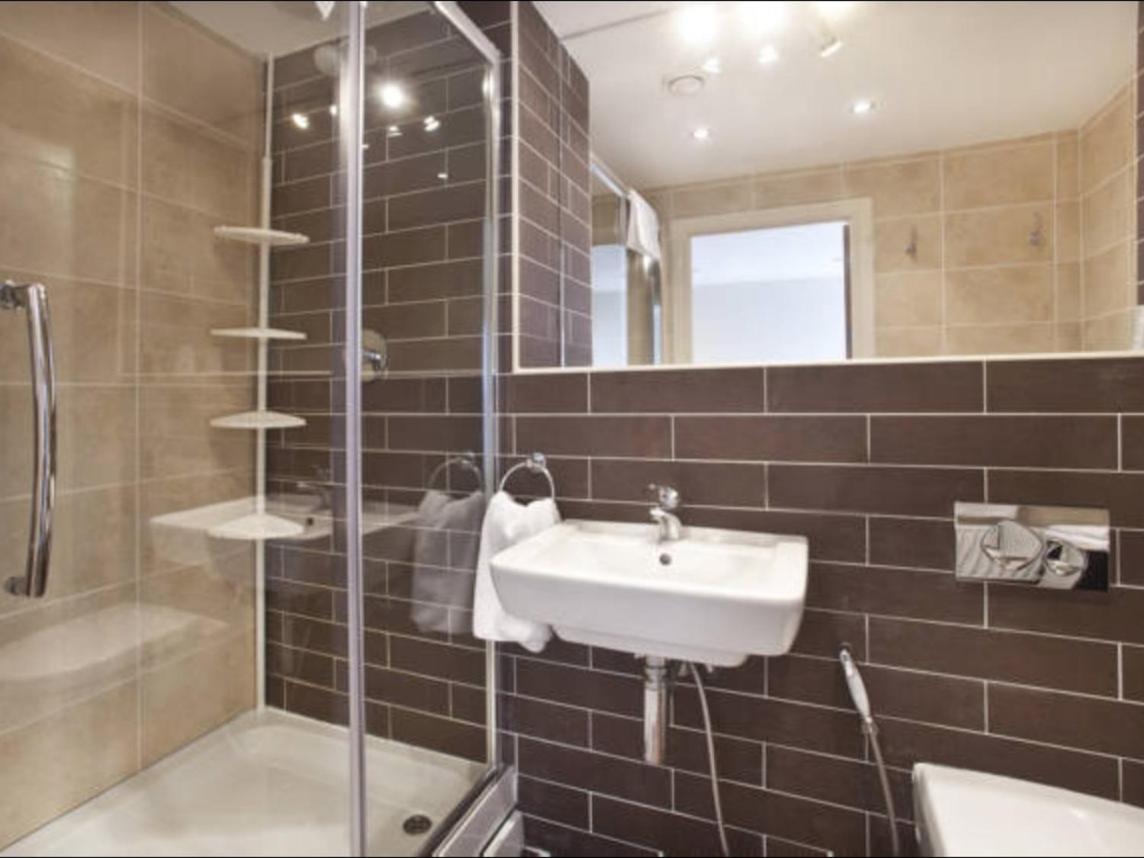 Churchill Two Bedroom Apartments with Free Parking and The Minster view view 5