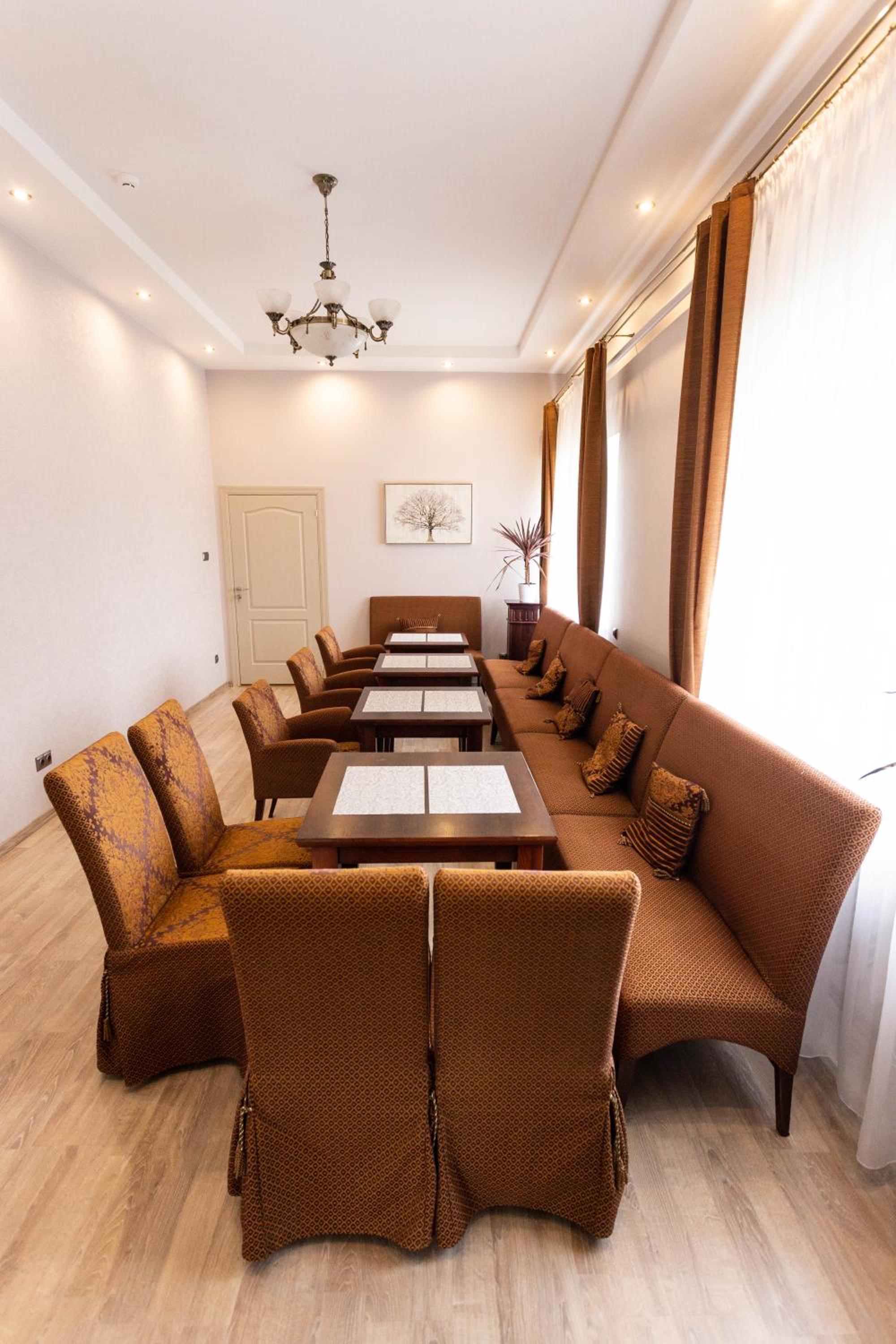 meeting & event spaces