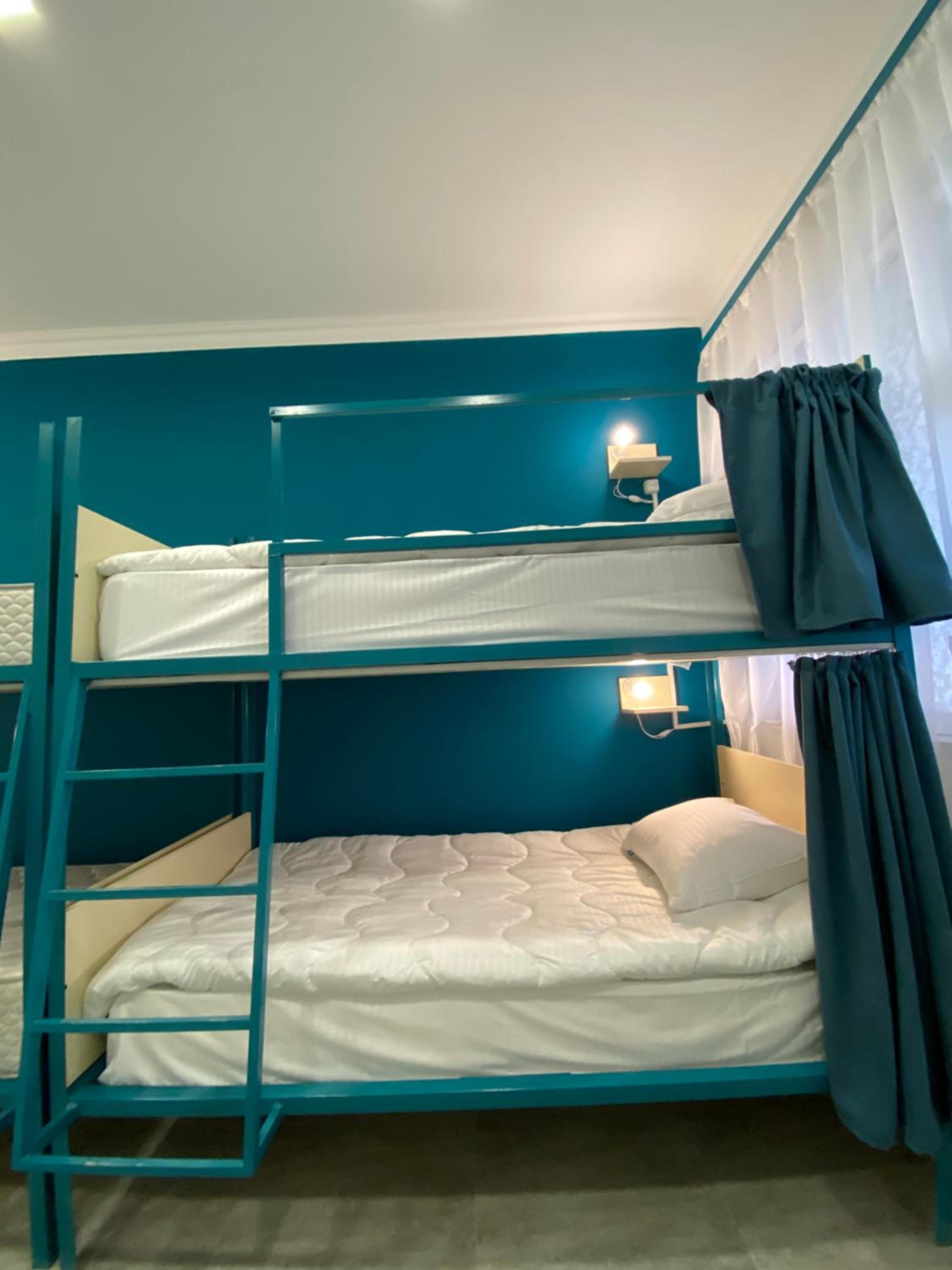 Santorini Hotel & Hostel