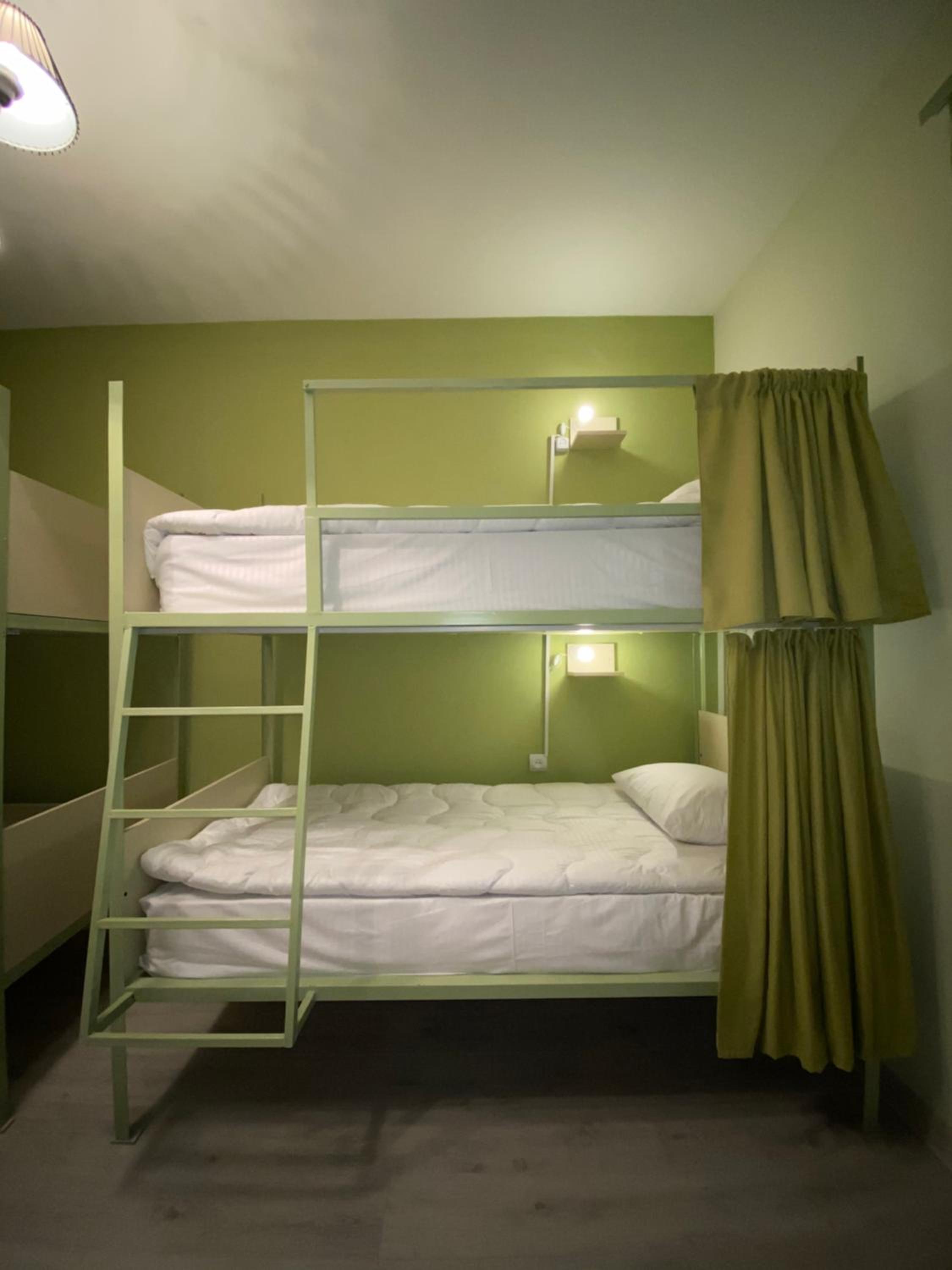 Santorini Hotel & Hostel