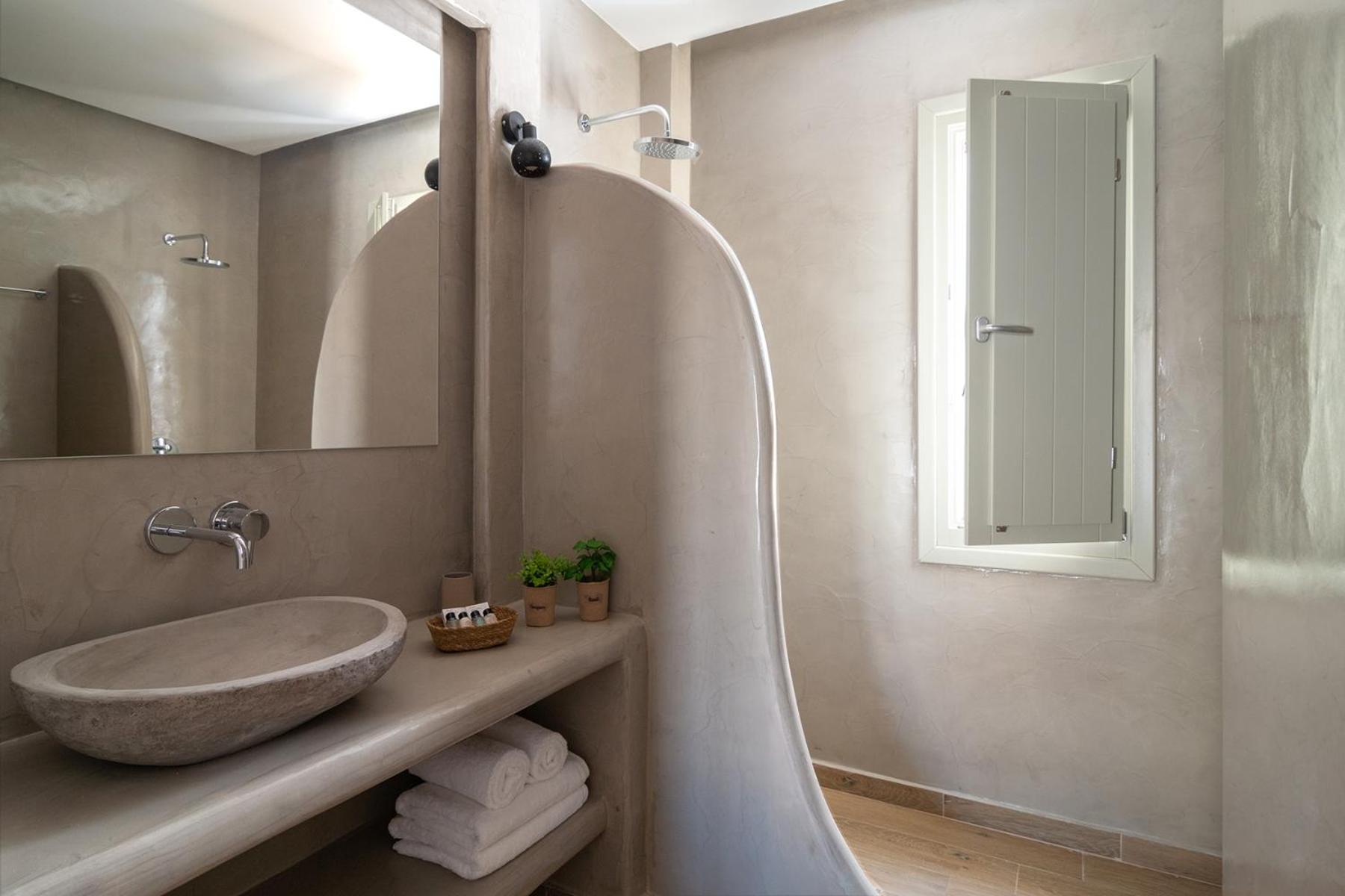 Dolce Suites