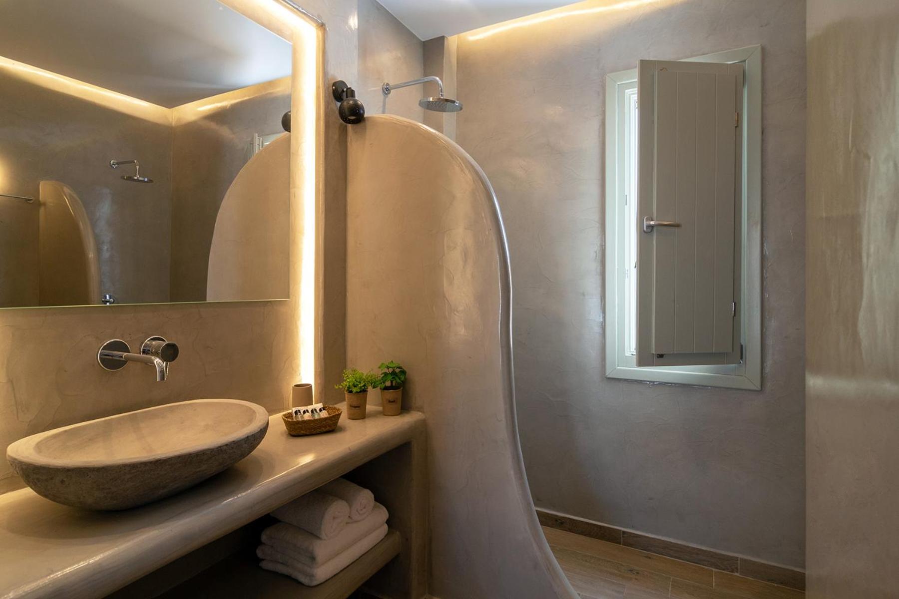 Dolce Suites