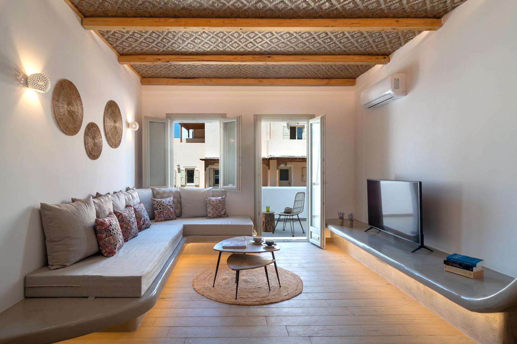 Dolce Suites