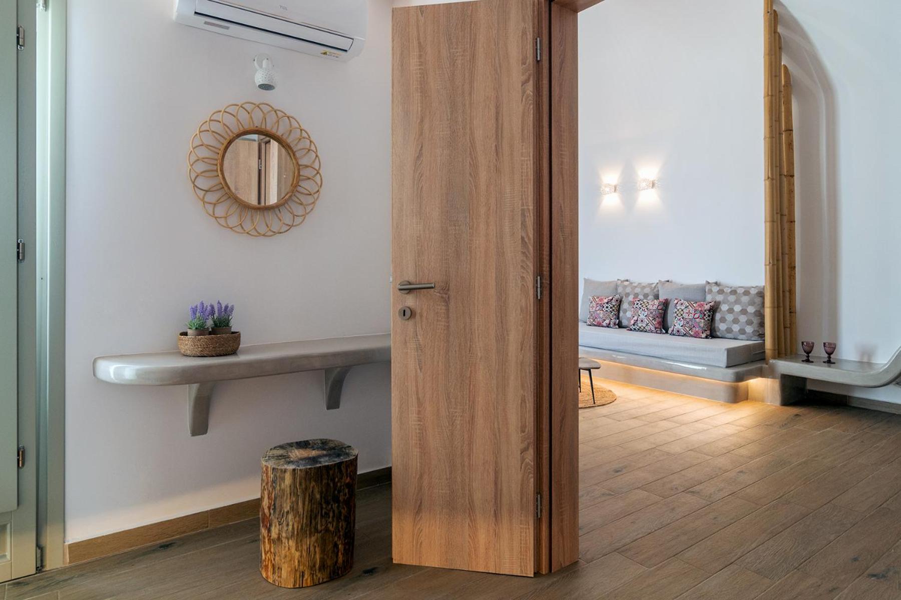 Dolce Suites photo 2