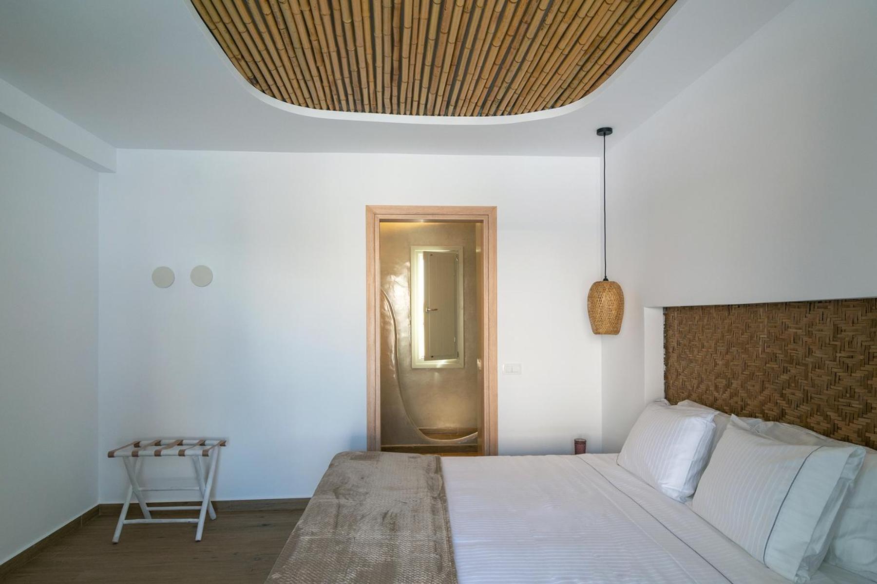 Dolce Suites