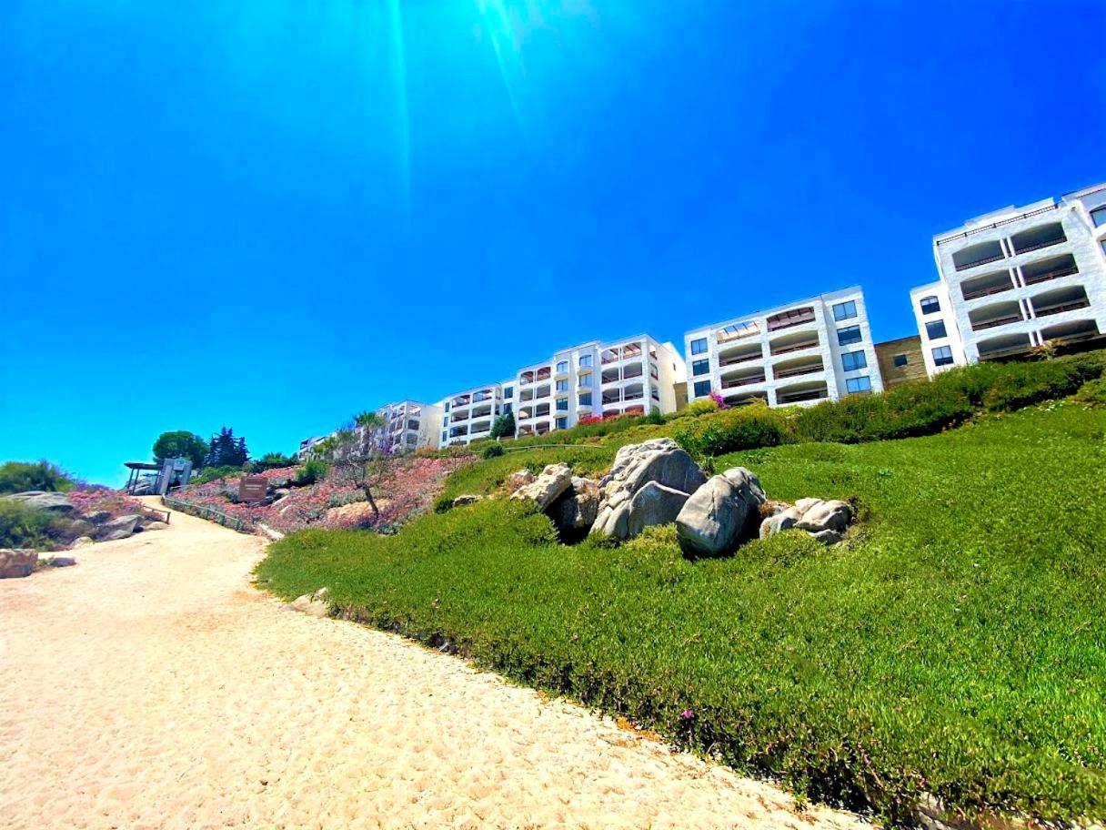 Puerto Velero Primera Línea Primer Piso al lado de la Playa! 5 pax