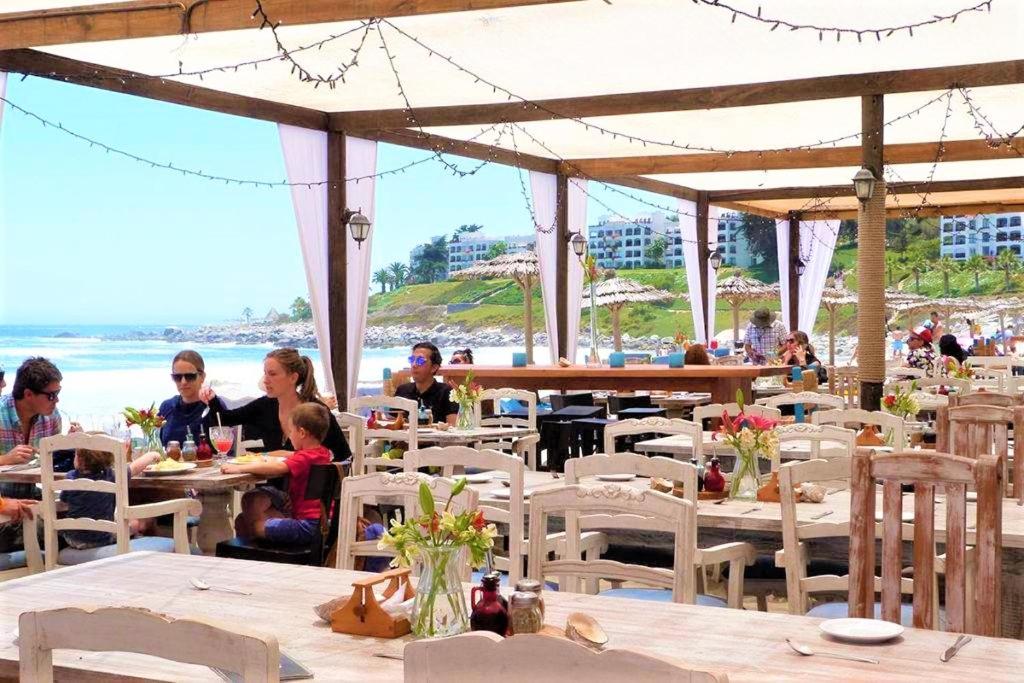 Puerto Velero Primera Línea Primer Piso al lado de la Playa! 5 pax