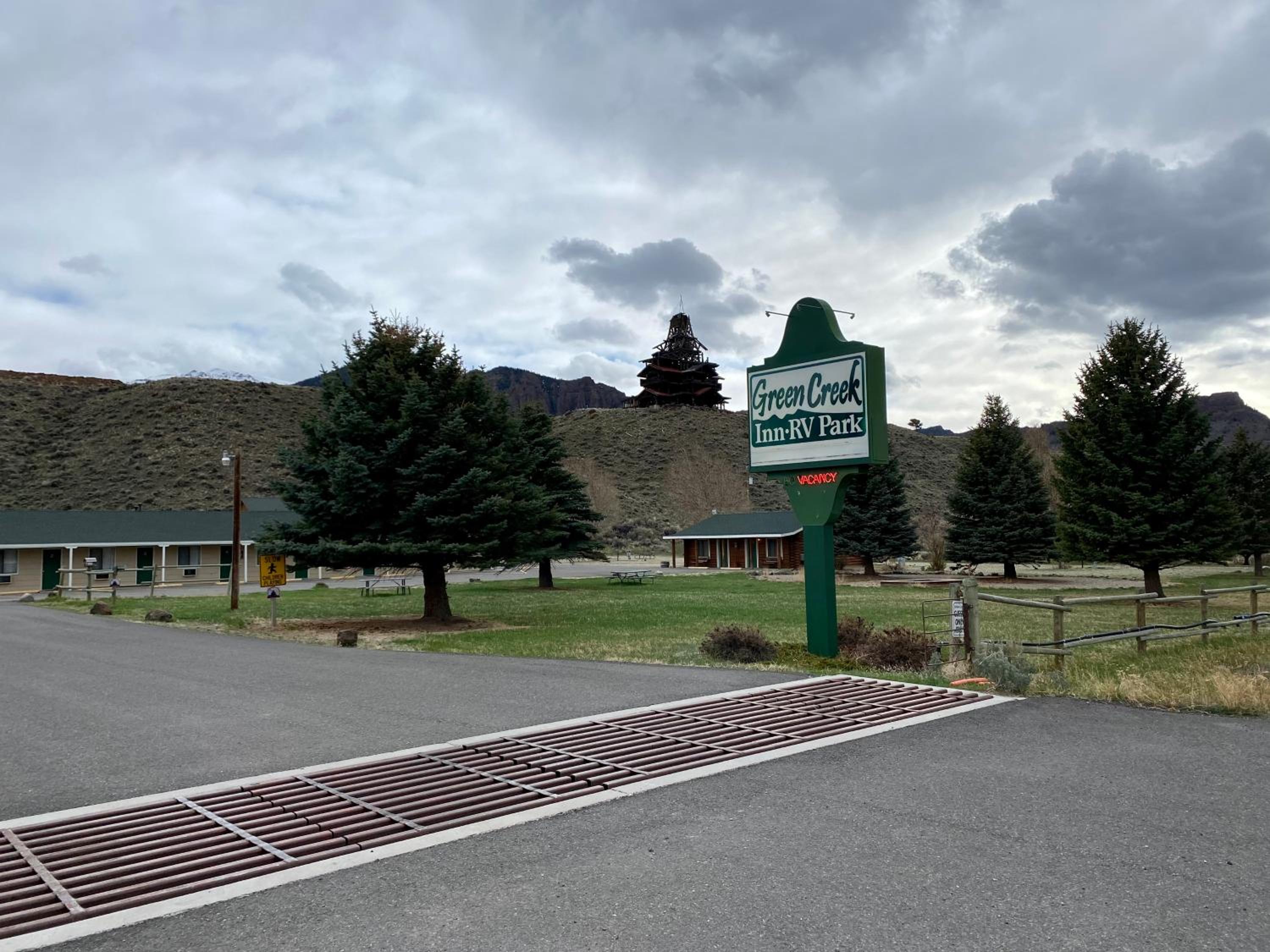 Green Creek Inn and RV Park