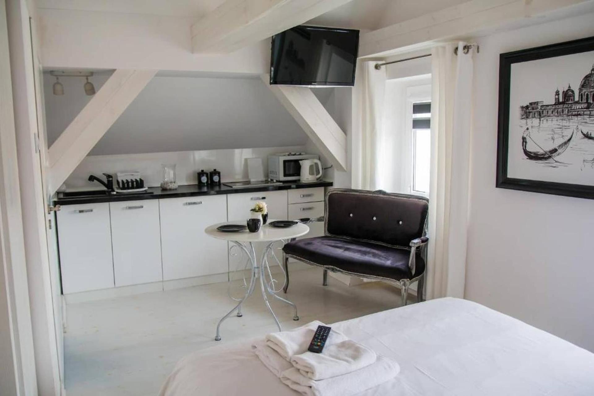 Perfect Stay - 