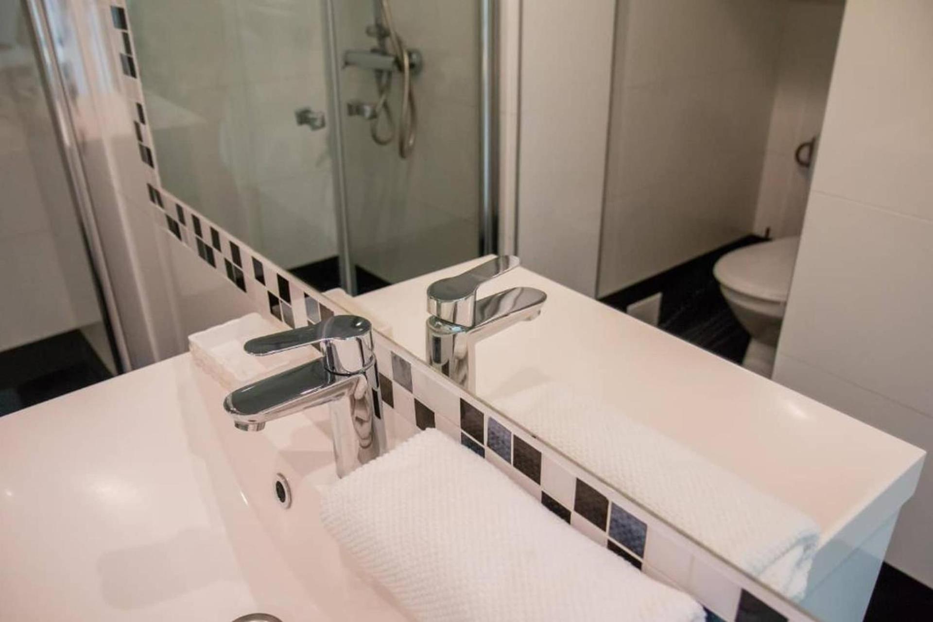 Perfect Stay - 