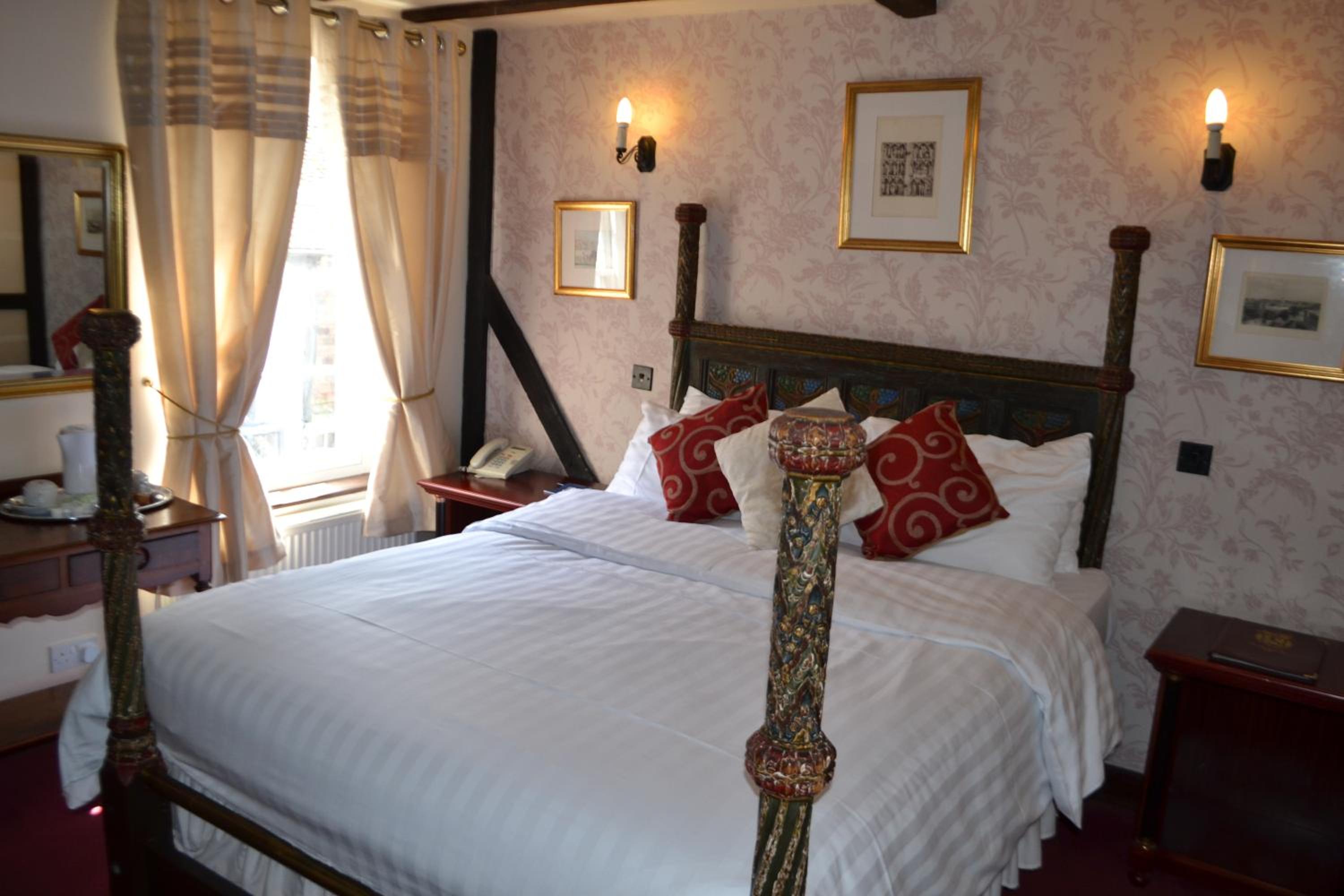 The Mermaid Inn 75
