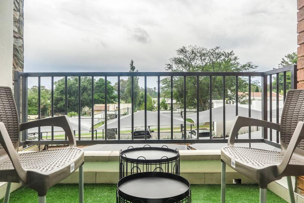Insaka 2 The Reid Apartment view 3