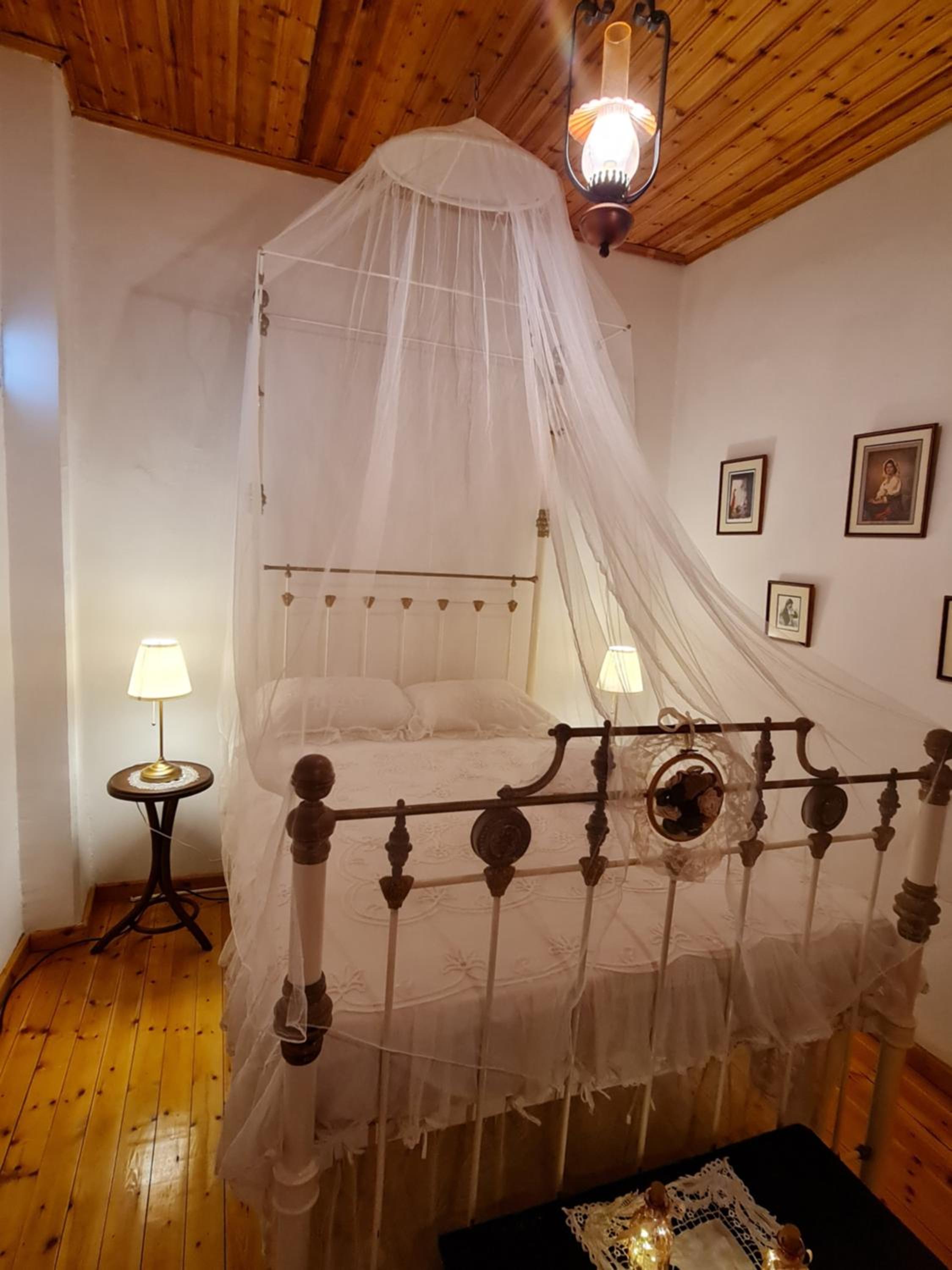 Kassandras place in Omodos village